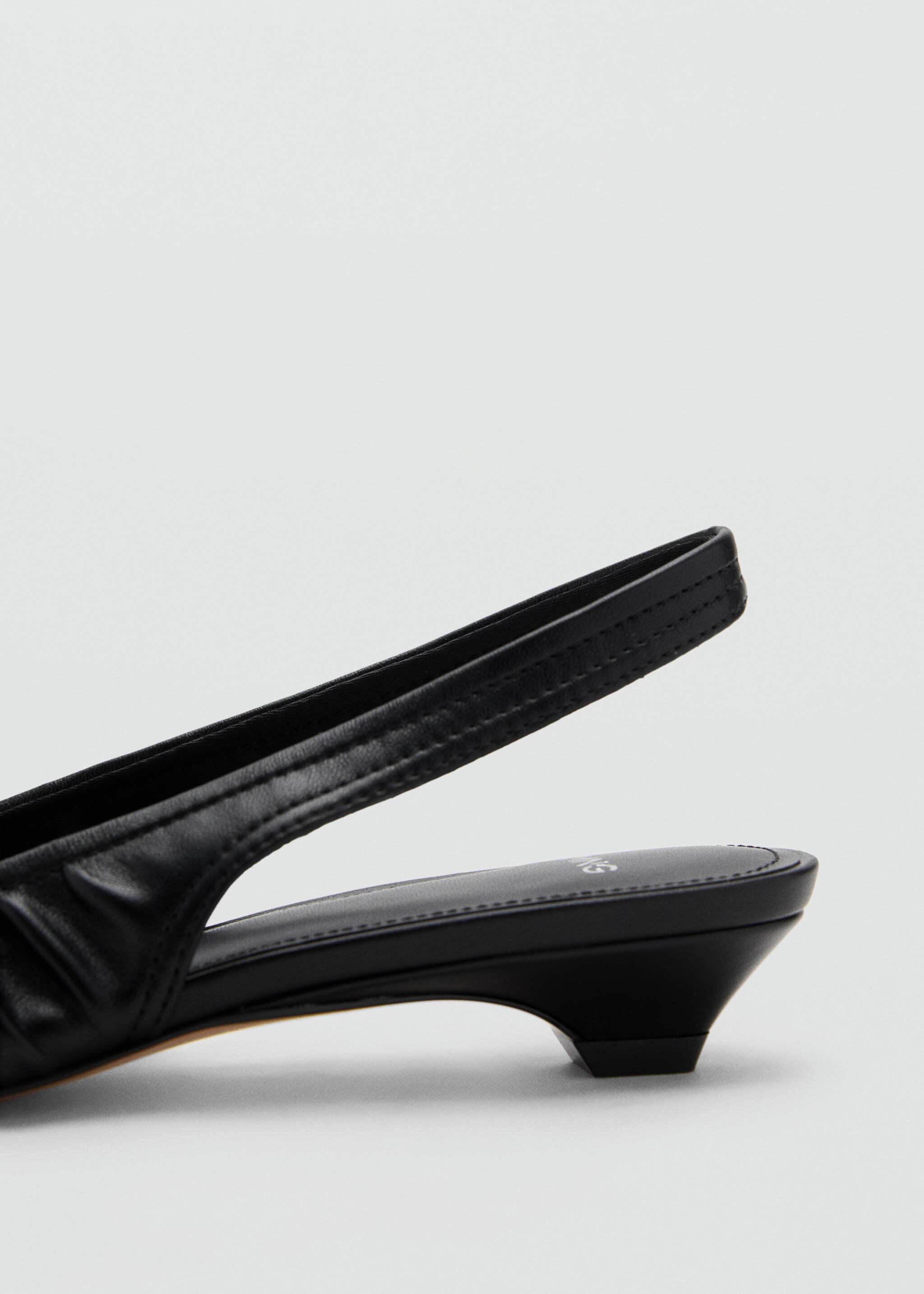 Zapato tacón fruncido lazo - Detalle del artículo 2, Negro. Ref: 17064121-00.