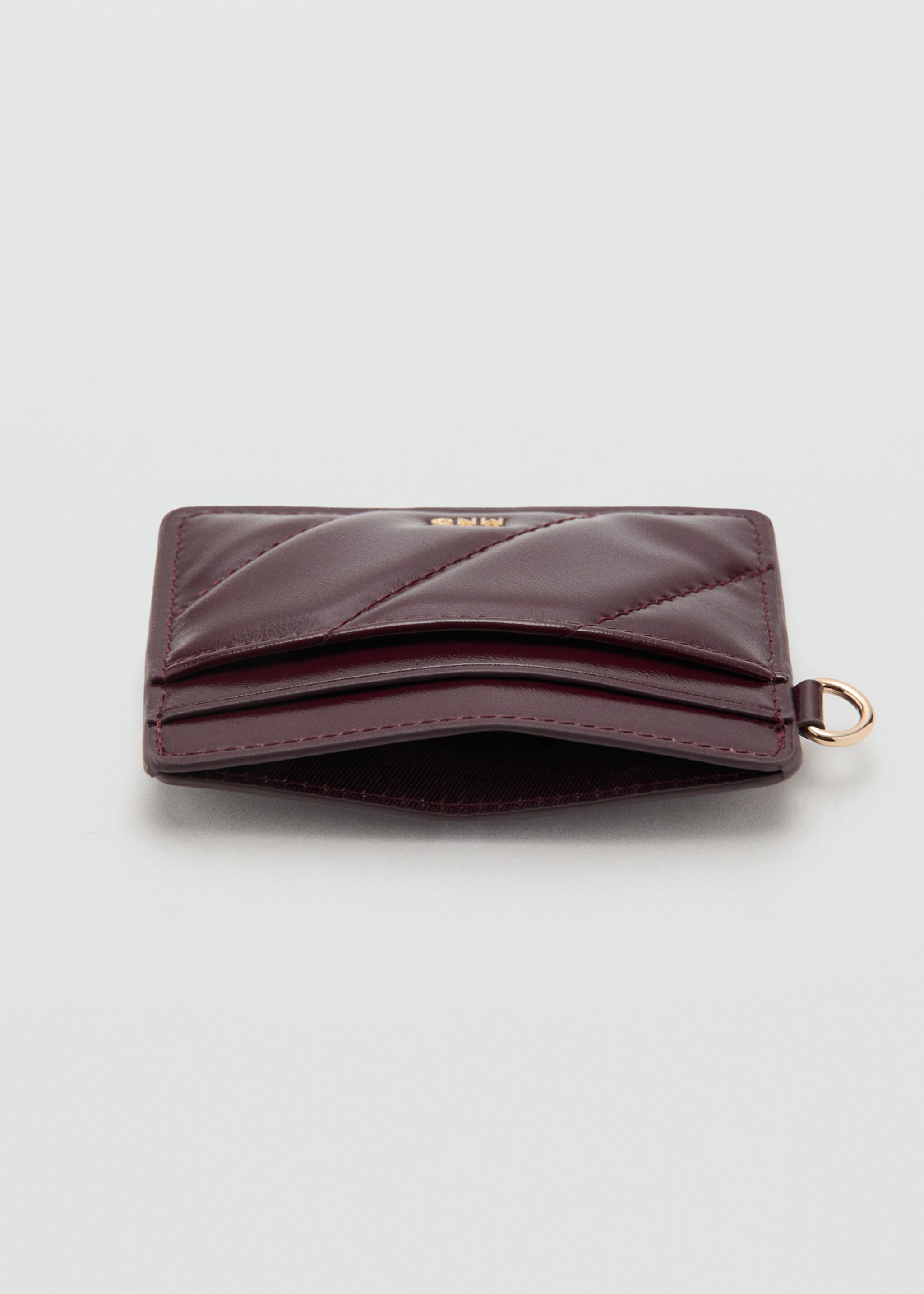 Patent leather card holder - Details of the article 1, Burgundy. Ref: 17064125-00.
