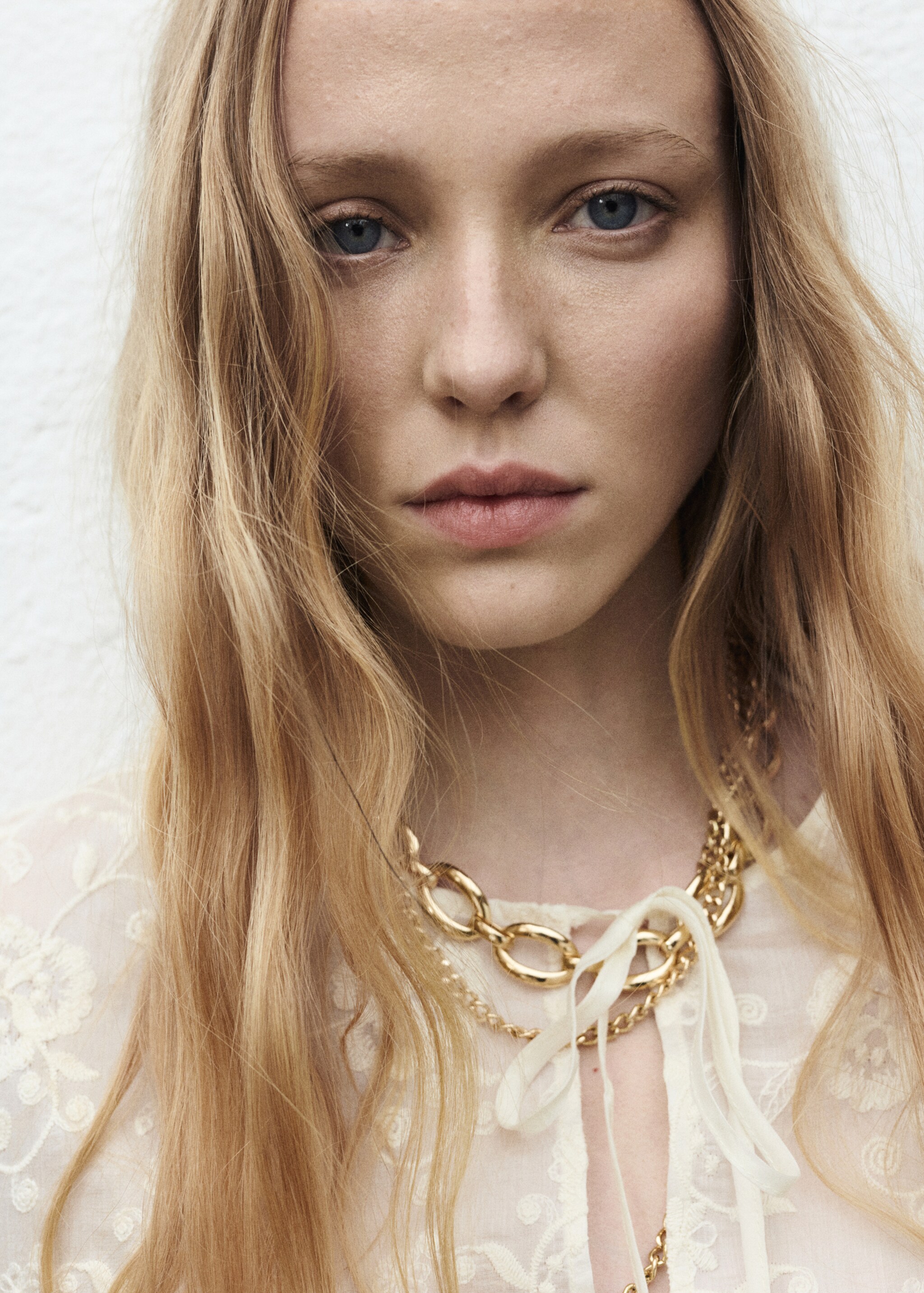 Embroidered lyocell blouse - Details of the article 1, Ecru. Ref: 17064130-00.