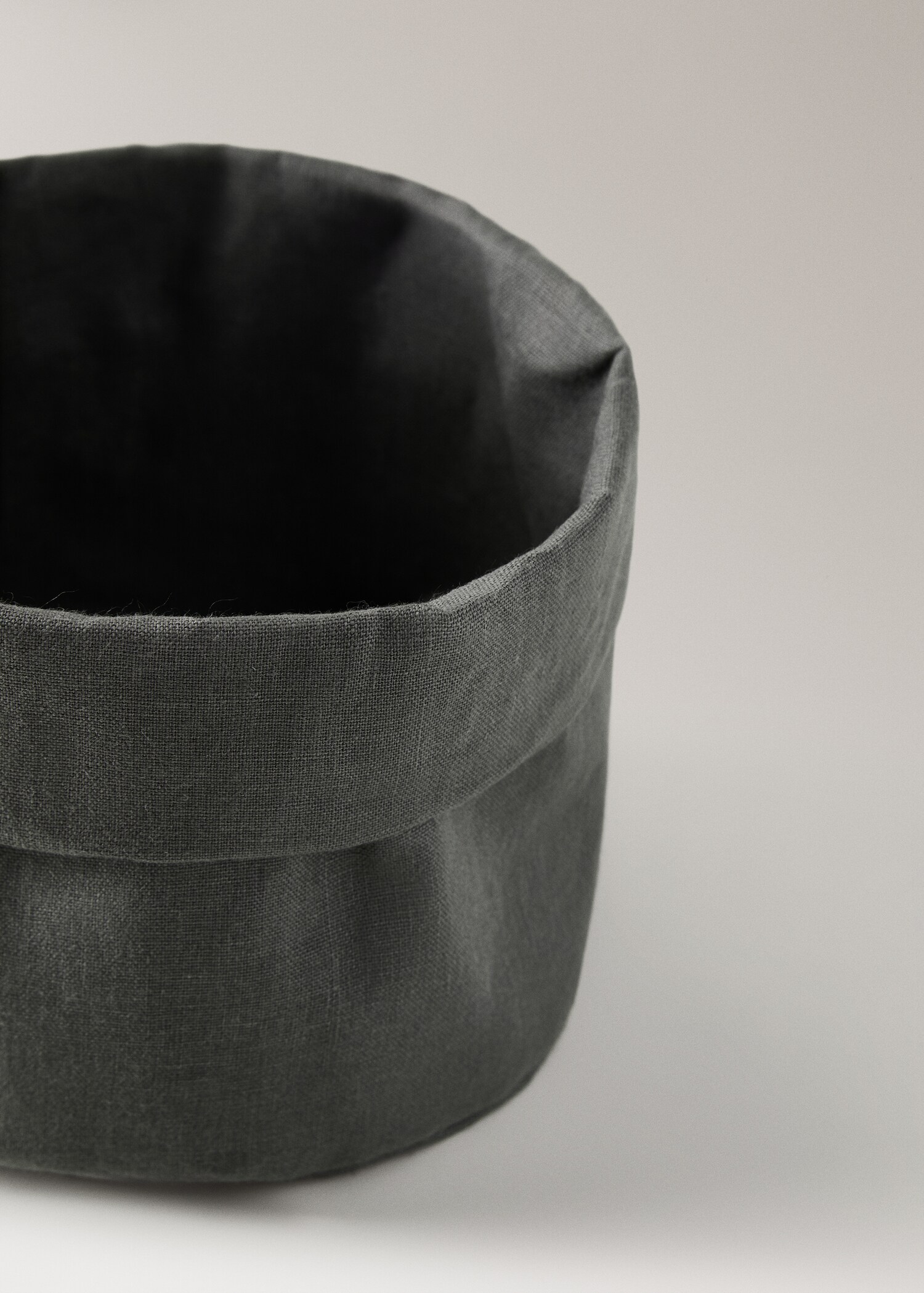 Bread basket 100% linen - Details of the article 2