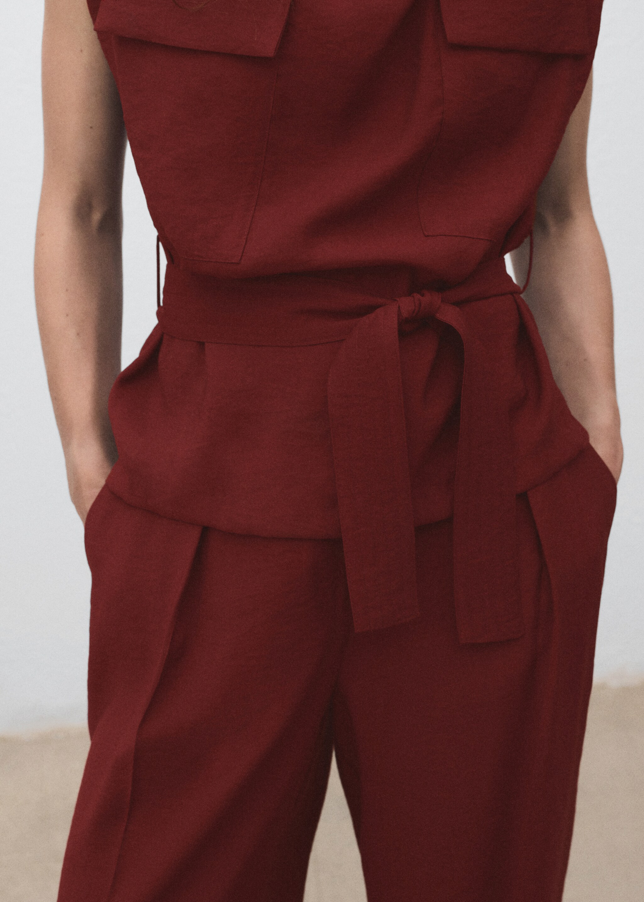 Blouse with draped neck and belt - Details of the article 6