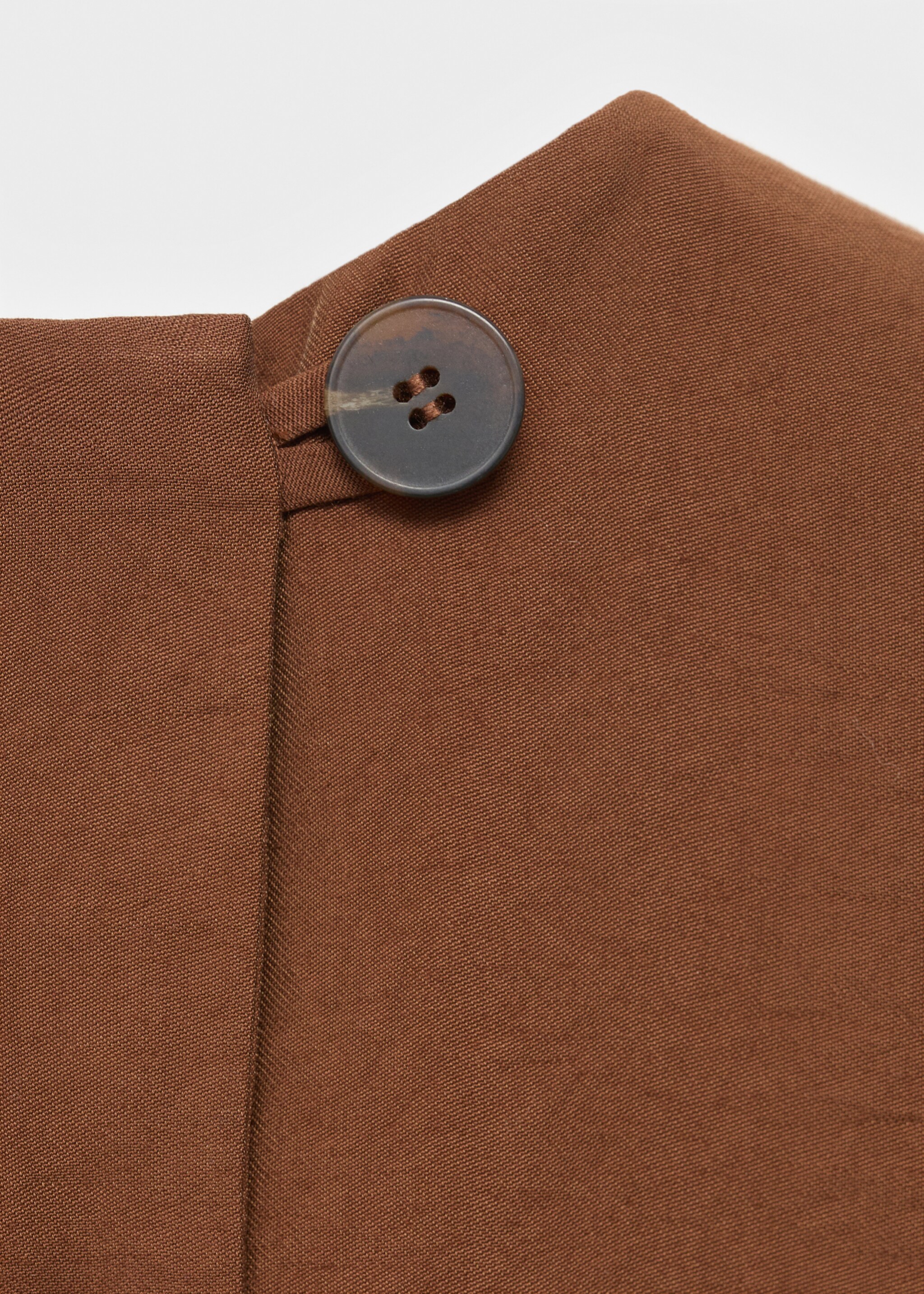 Buttoned crop top - Details of the article 8