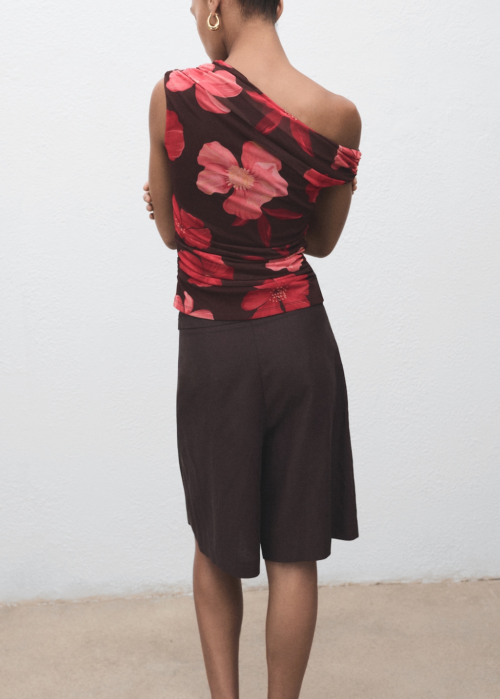 Floral asymmetrical top