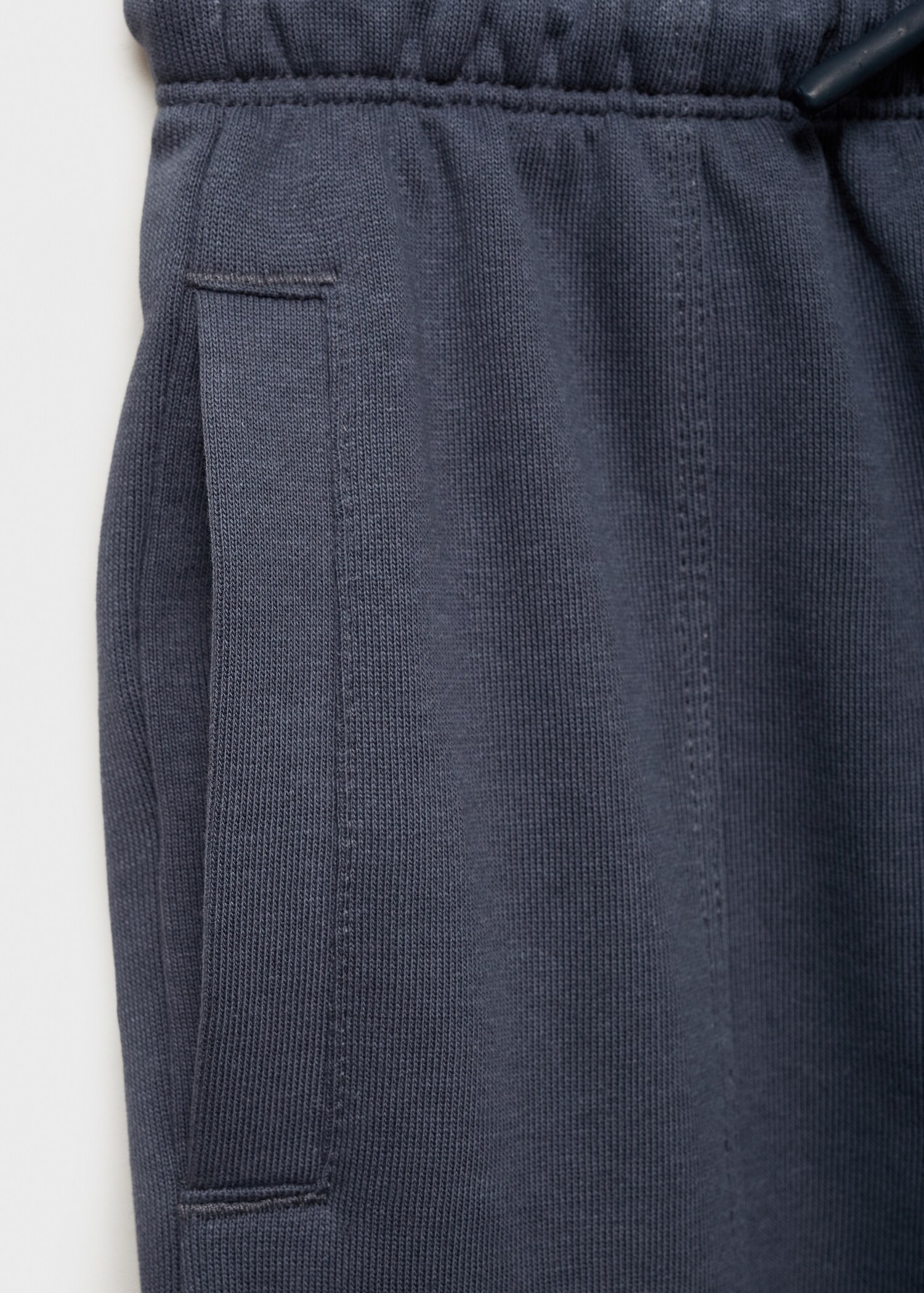 Cotton joggers with elastic waist - Details of the article 0