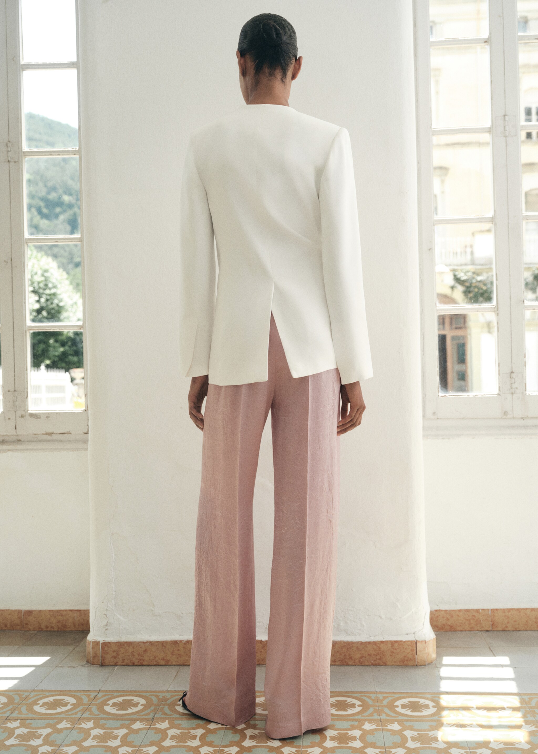 Wide leg crinkle-effect trousers - Reverse of the article