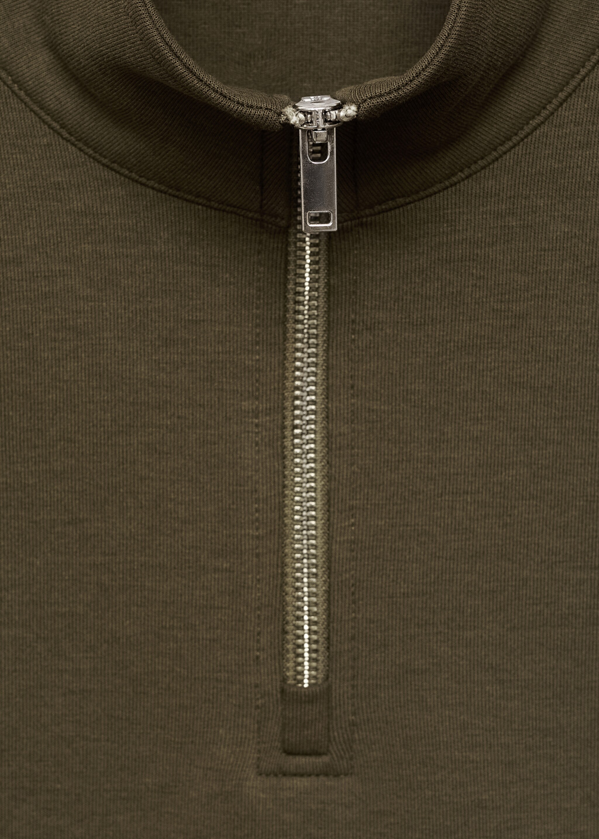 Sweat winny - Détail de l'article 8