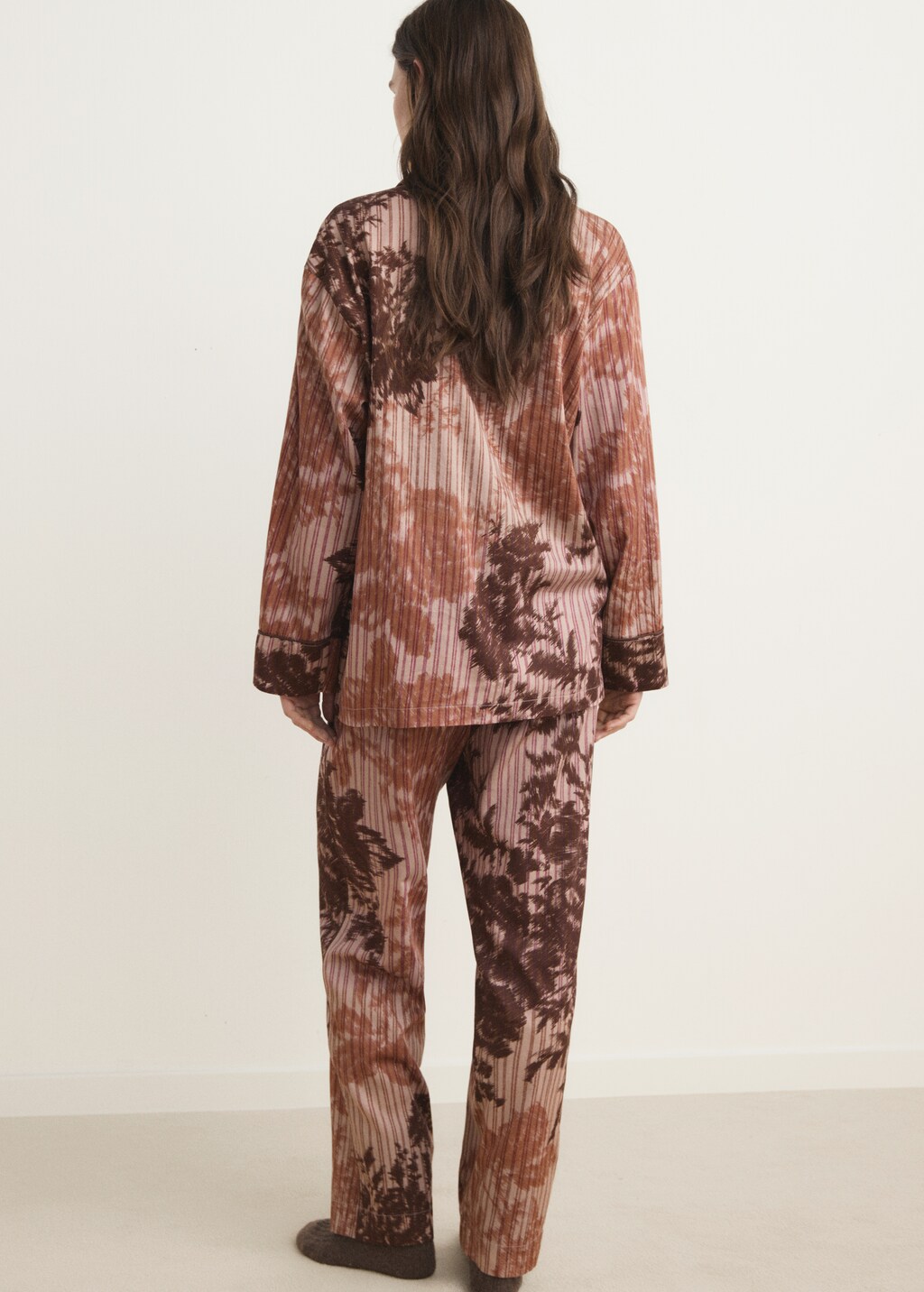 Pajama bottoms with blurred print - image 3