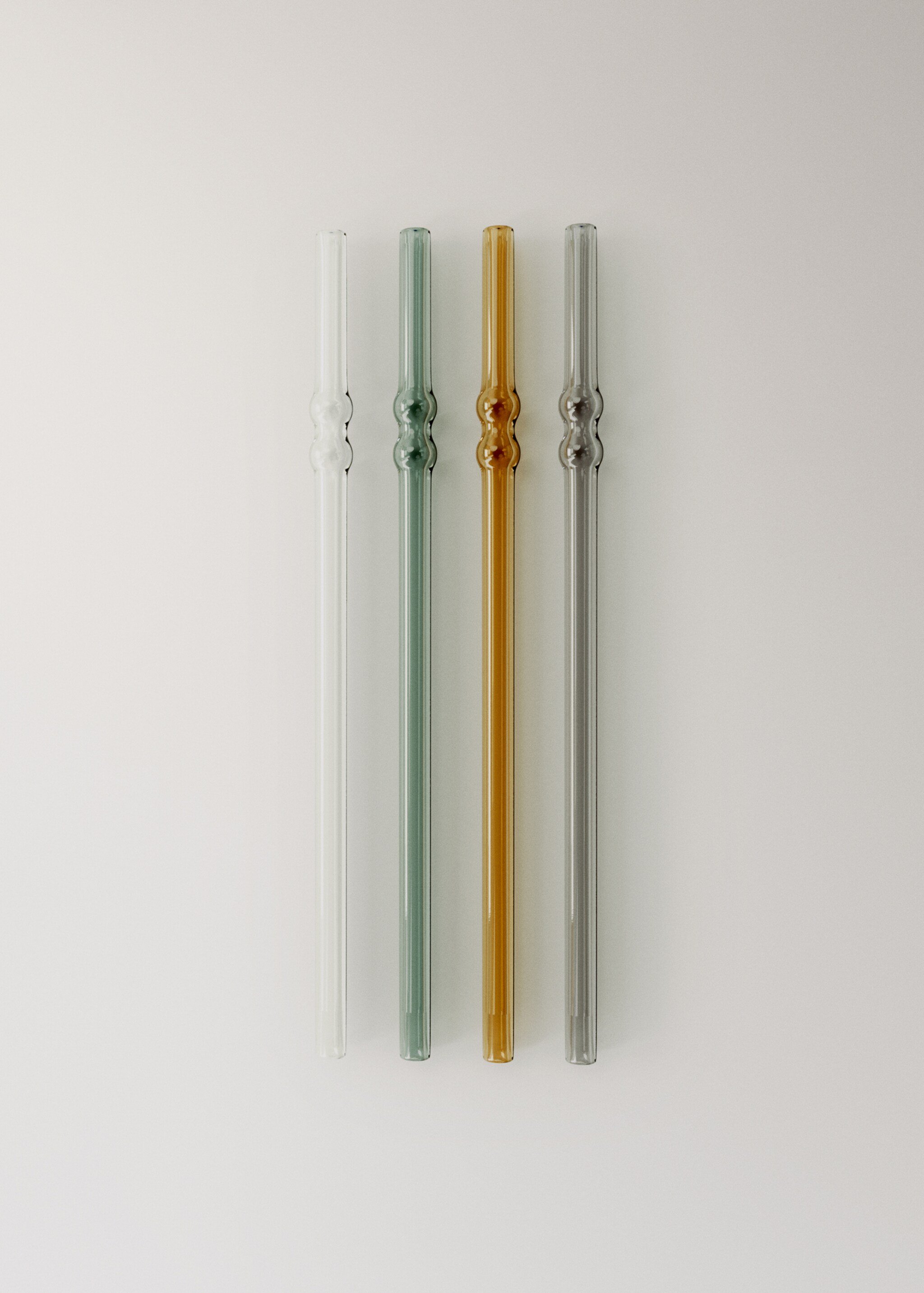 Set of large multicolour borosilicate drinking straws - Article without model, Medium Grey. Ref: 17064443-00.