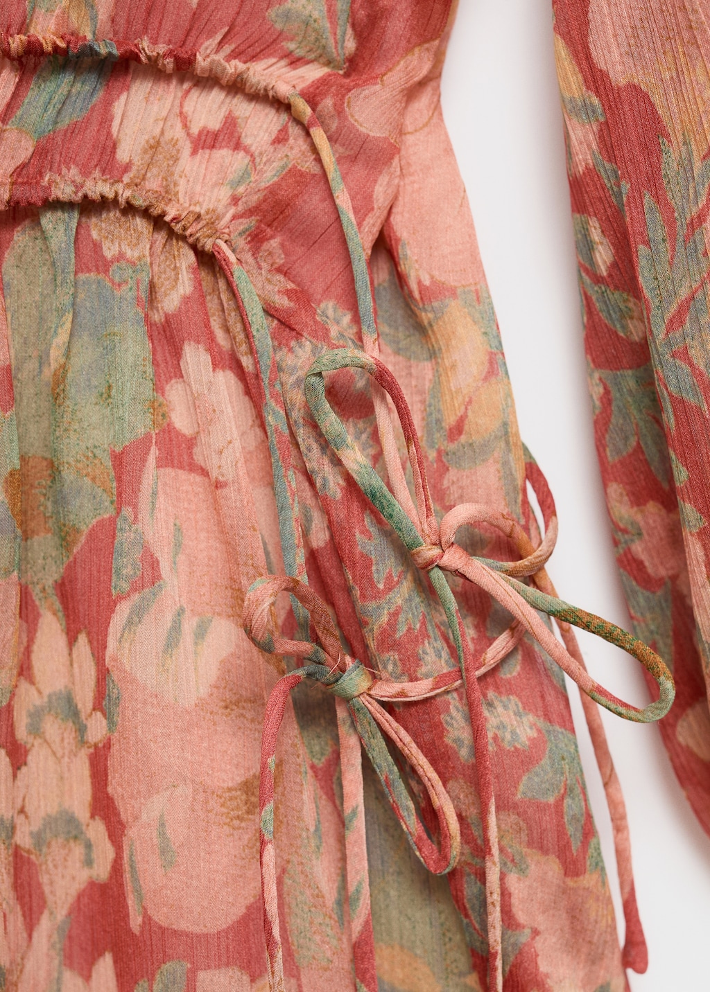 Floral puff-sleeve dress