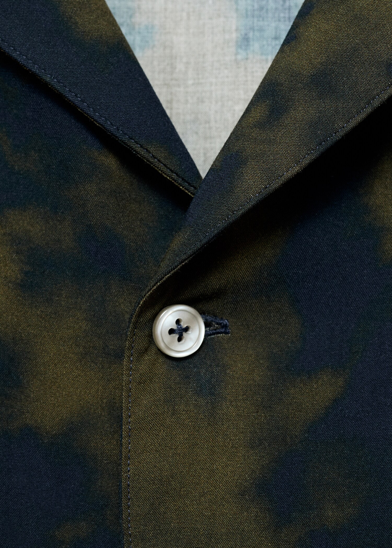 Chemise regular-fit fluide imprimée - Détail de l'article 8