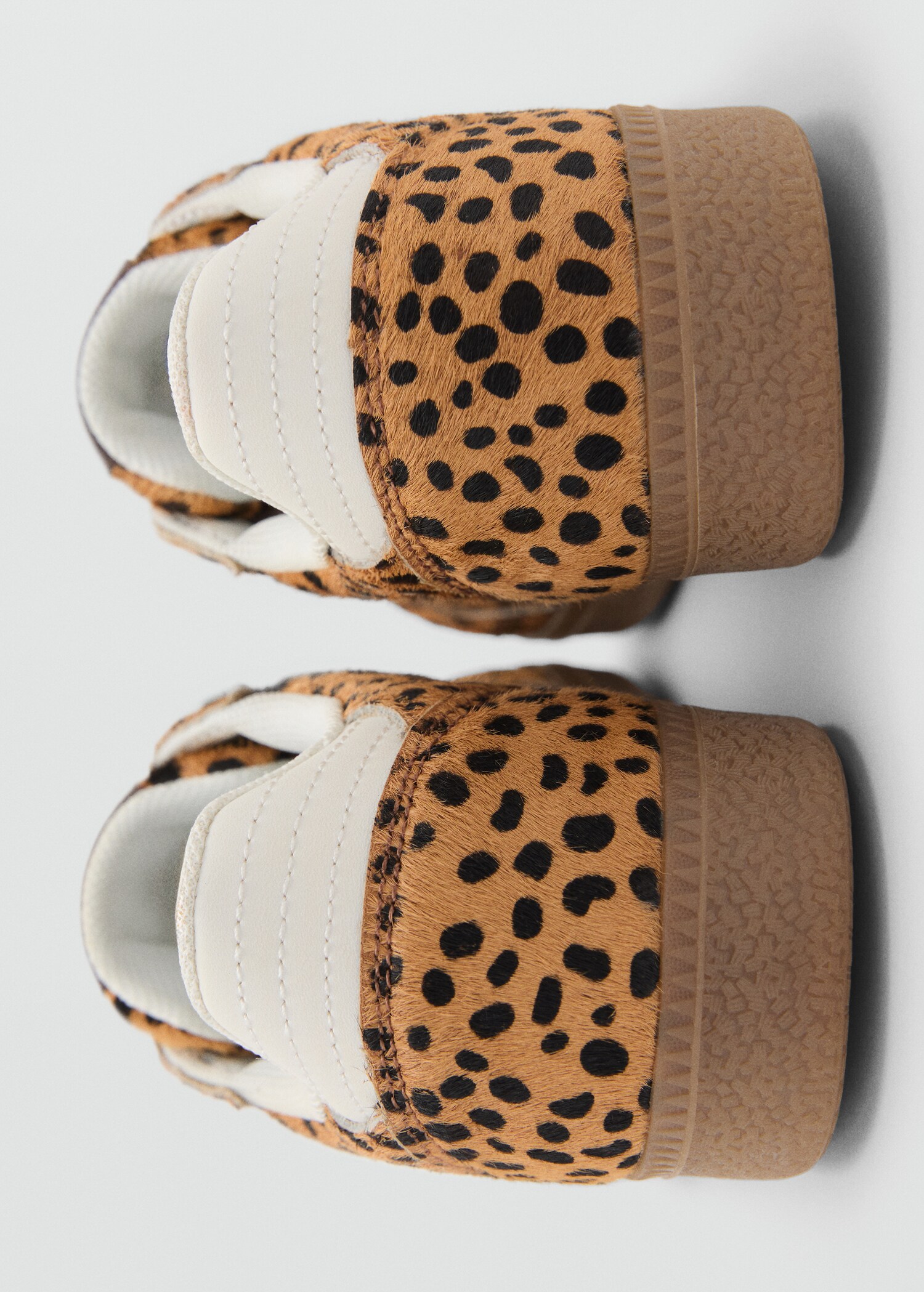 Deportivas pelo leopardo - Detalle del artículo 2