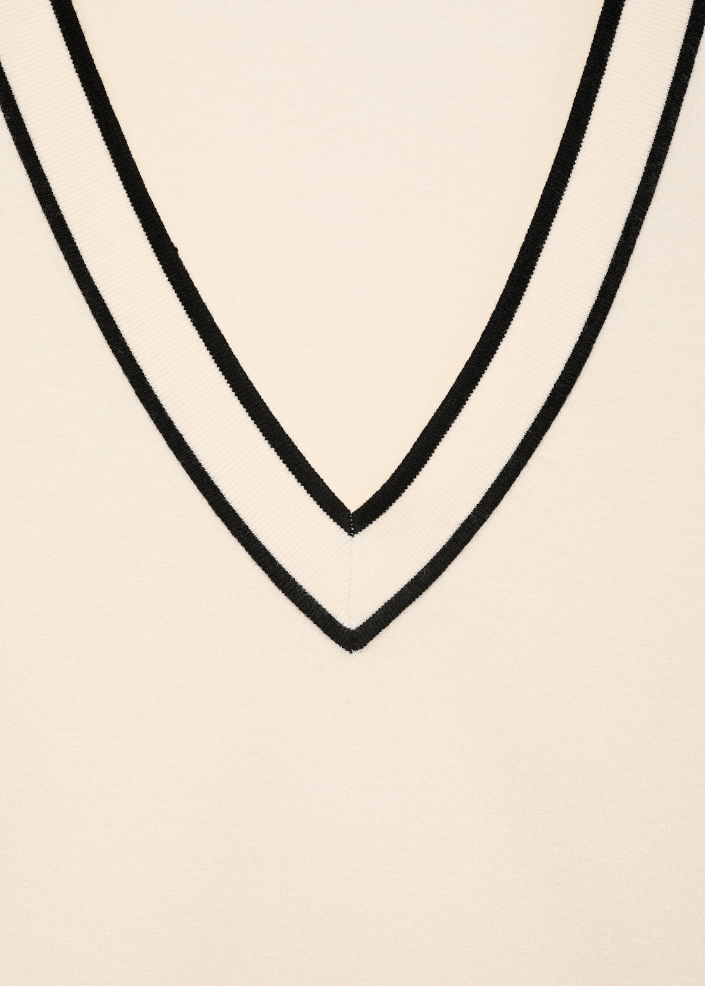 Mango Contrasting V-neck sweater