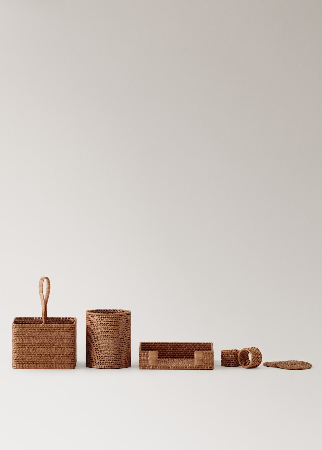 Set of 4 rattan coasters