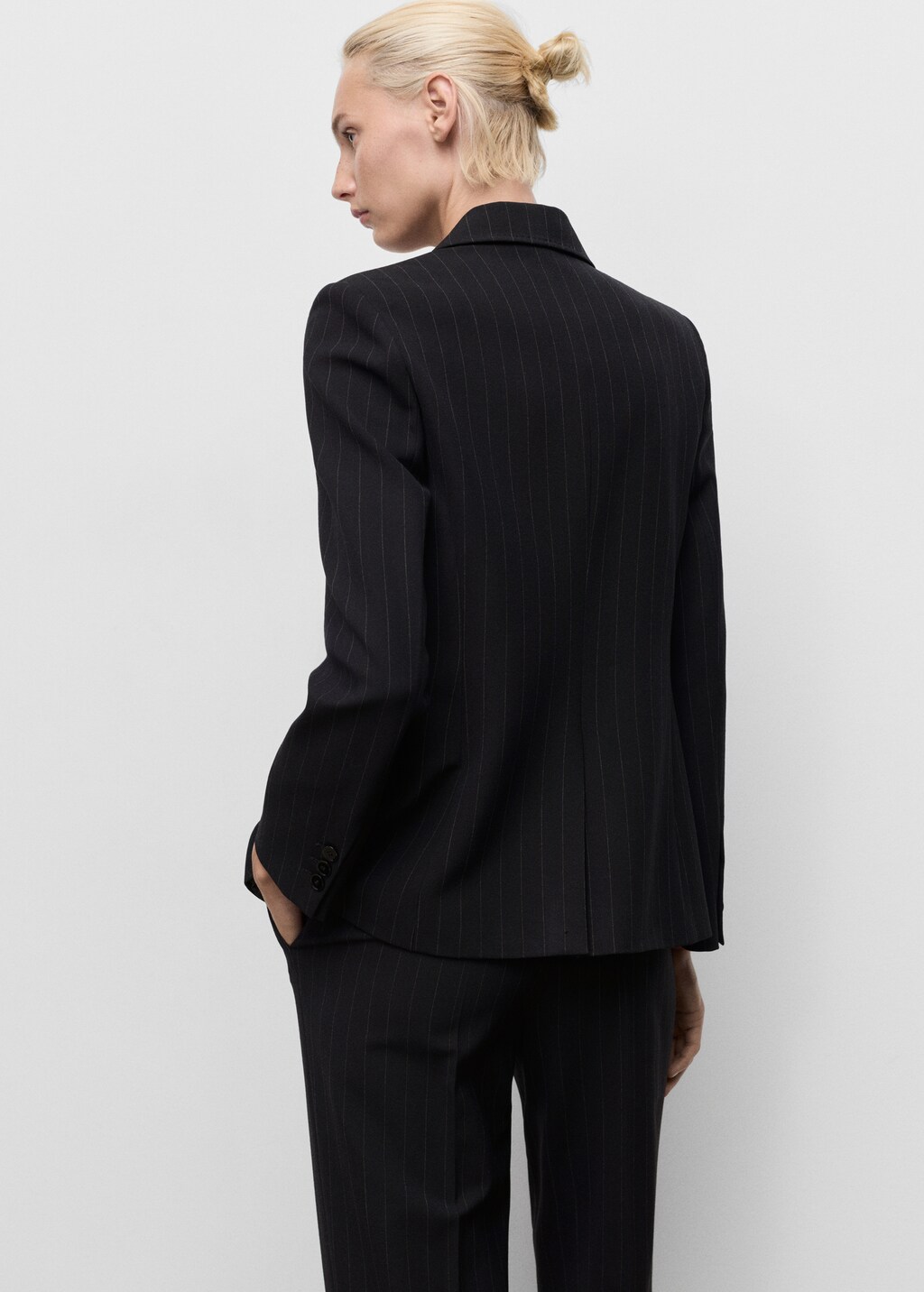 Mango Straight-fit suit blazer