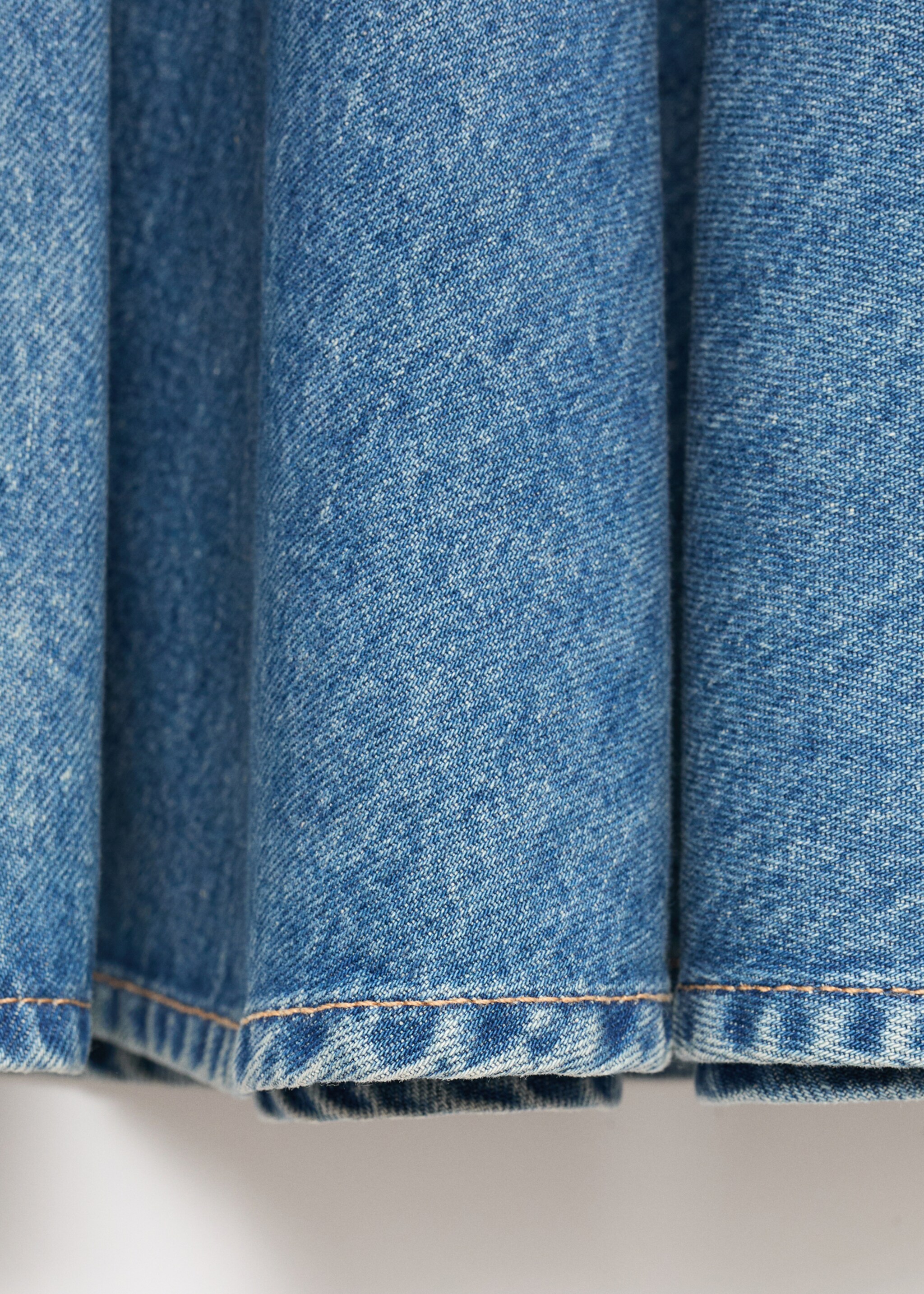 Short denim skirt - Details of the article 8, Medium Blue. Ref: 17064788-00.