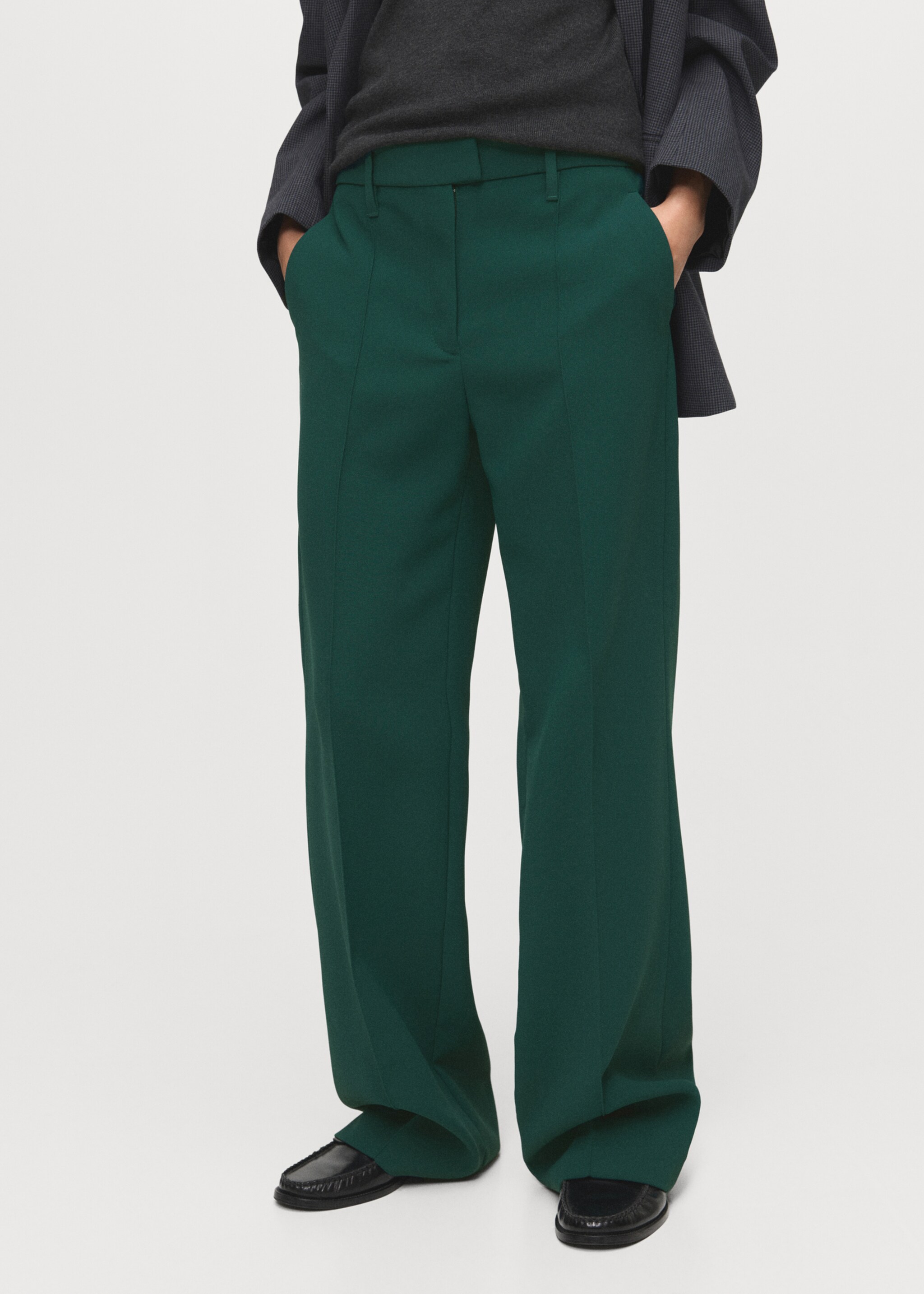 Straight mid-rise trousers - Medium plane, Green. Ref: 17064789-00.