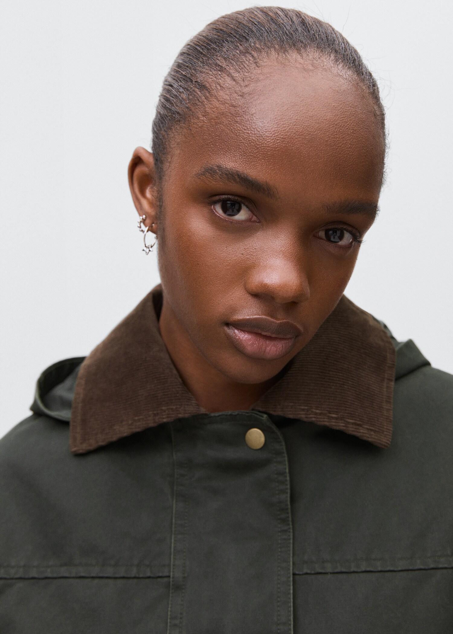 Waxed effect parka with hood - Details of the article 1