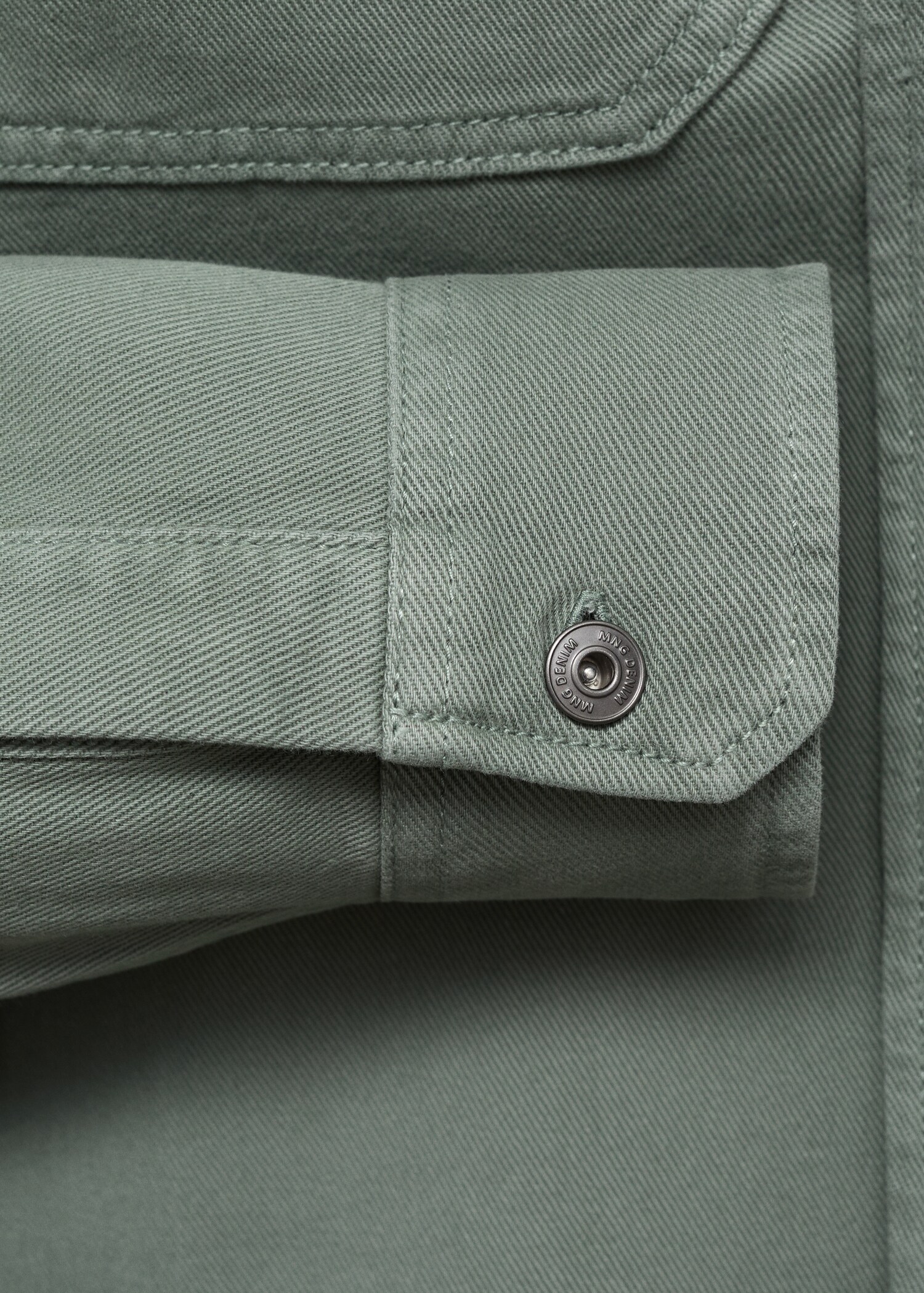 Surchemise en jean poches - Détail de l'article 8