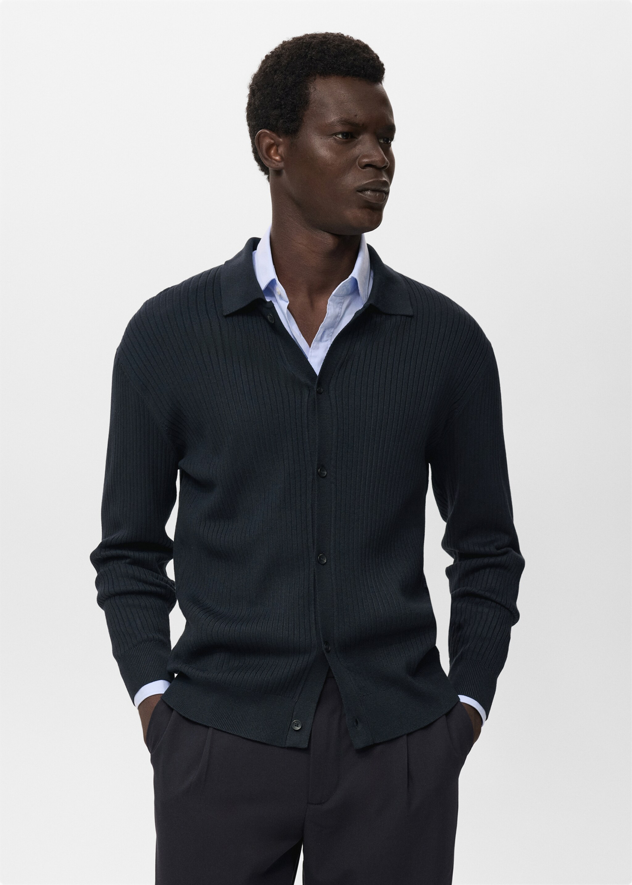 Chemise maille structurée - Plan moyen, Bleu marine. Ref: 17065150-00.