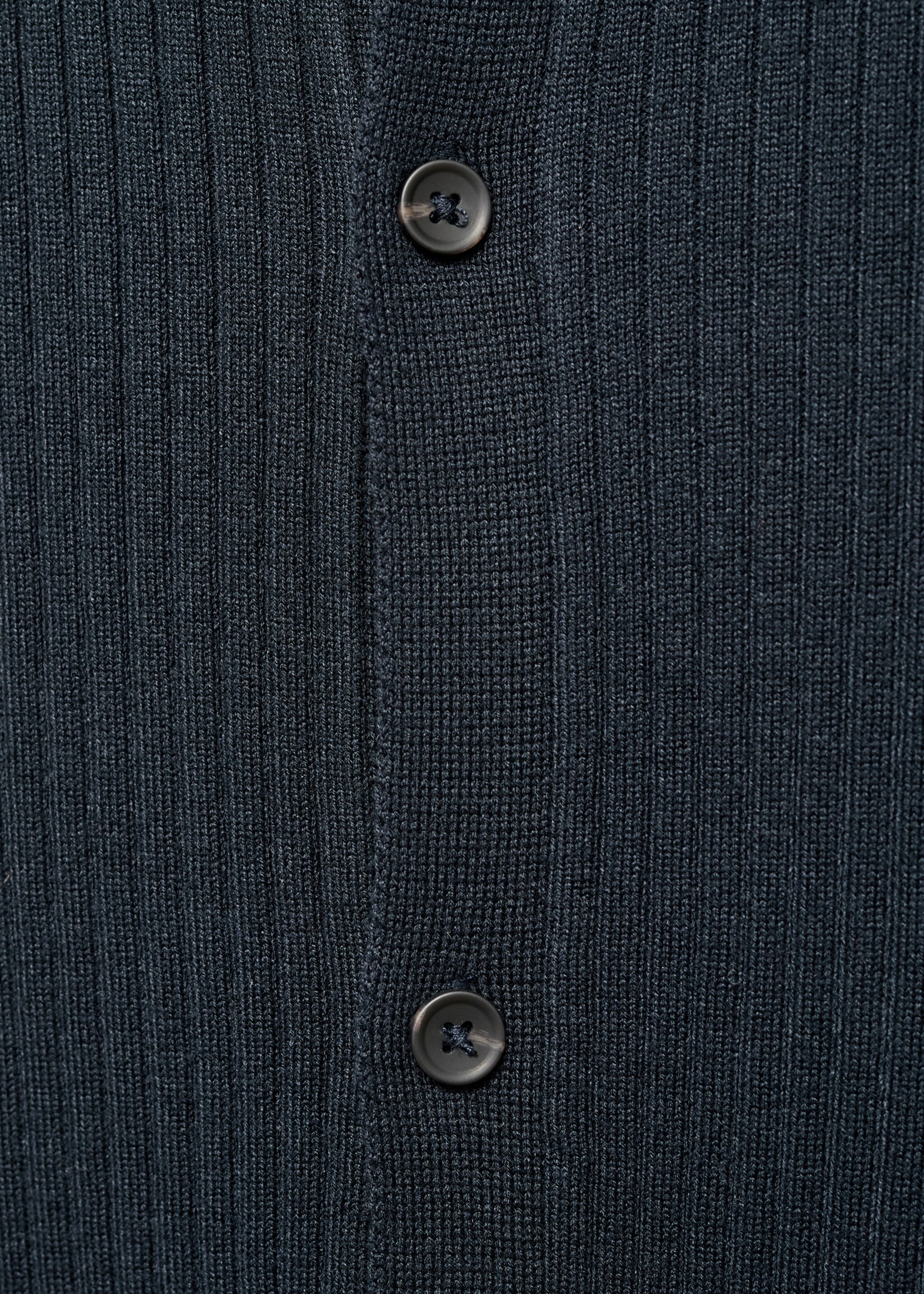 Chemise maille structurée - Détail de l'article 8, Bleu marine. Ref: 17065150-00.