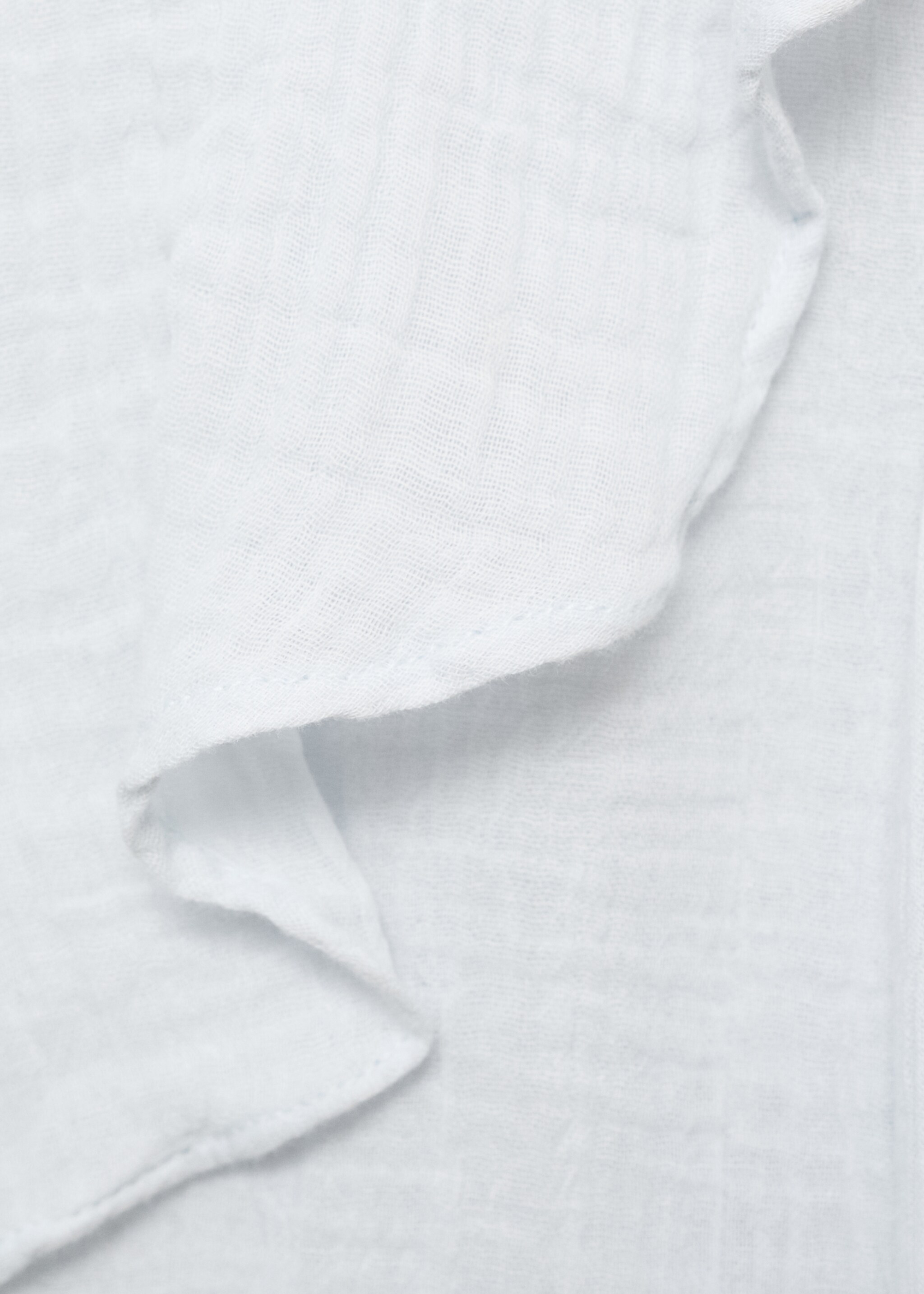 Ruffled bambula shirt - Details of the article 8, Sky Blue. Ref: 17065151-00.