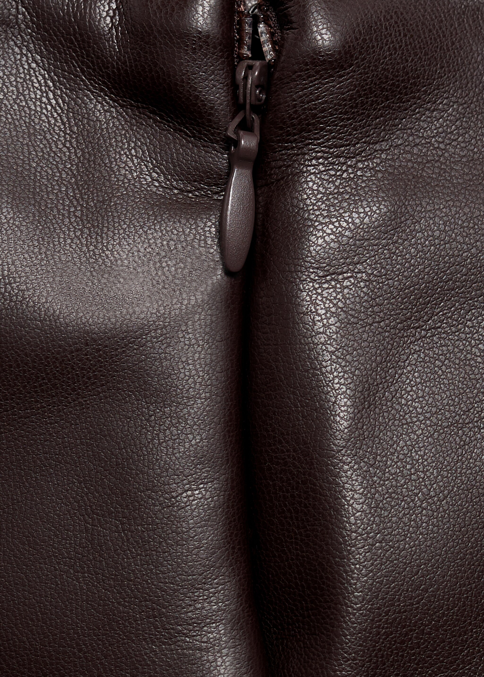 Leather-effect culottes - Details of the article 0, Chocolate. Ref: 17065161-00.