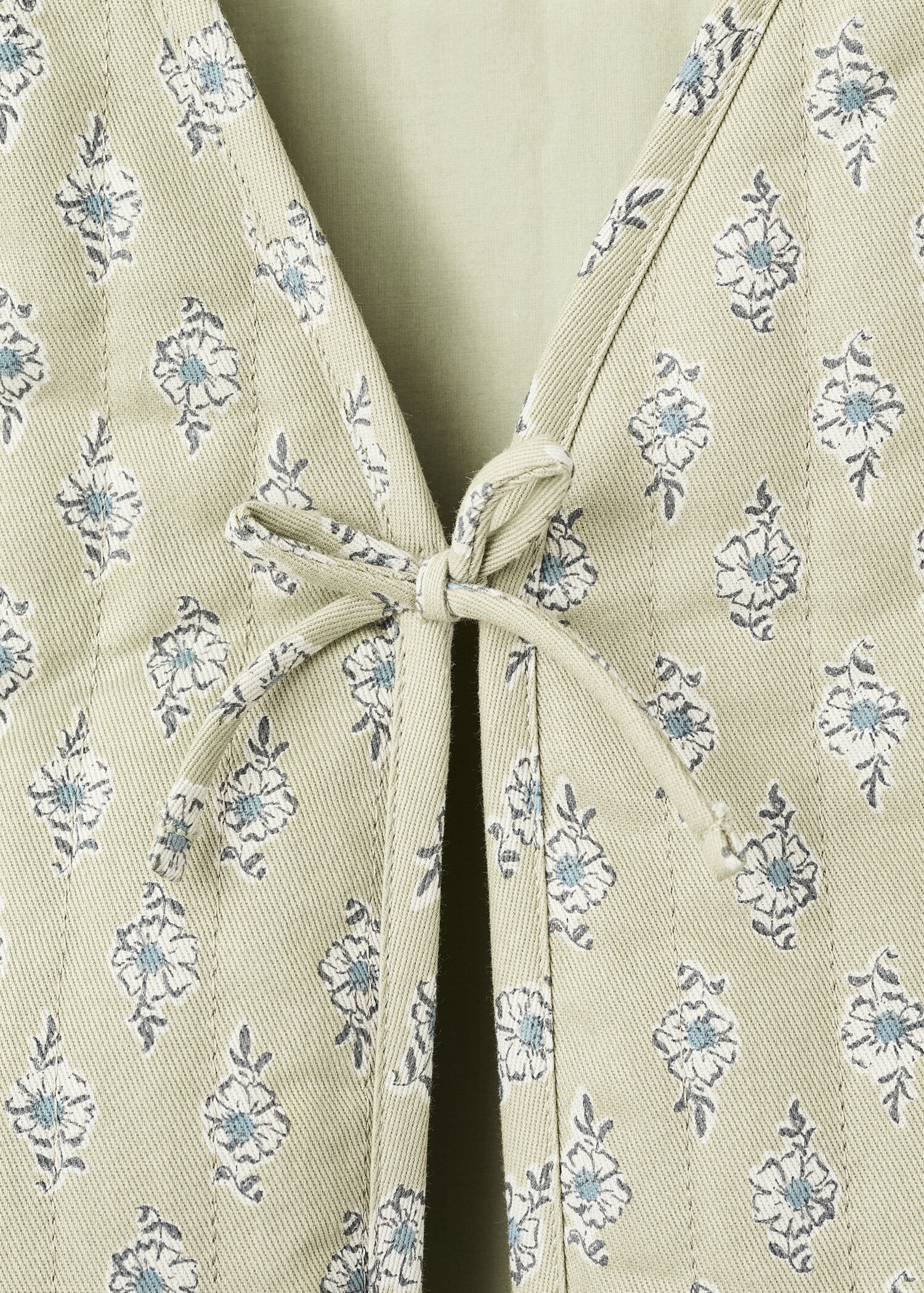 Waistcoat mentaset - Details of the article 0