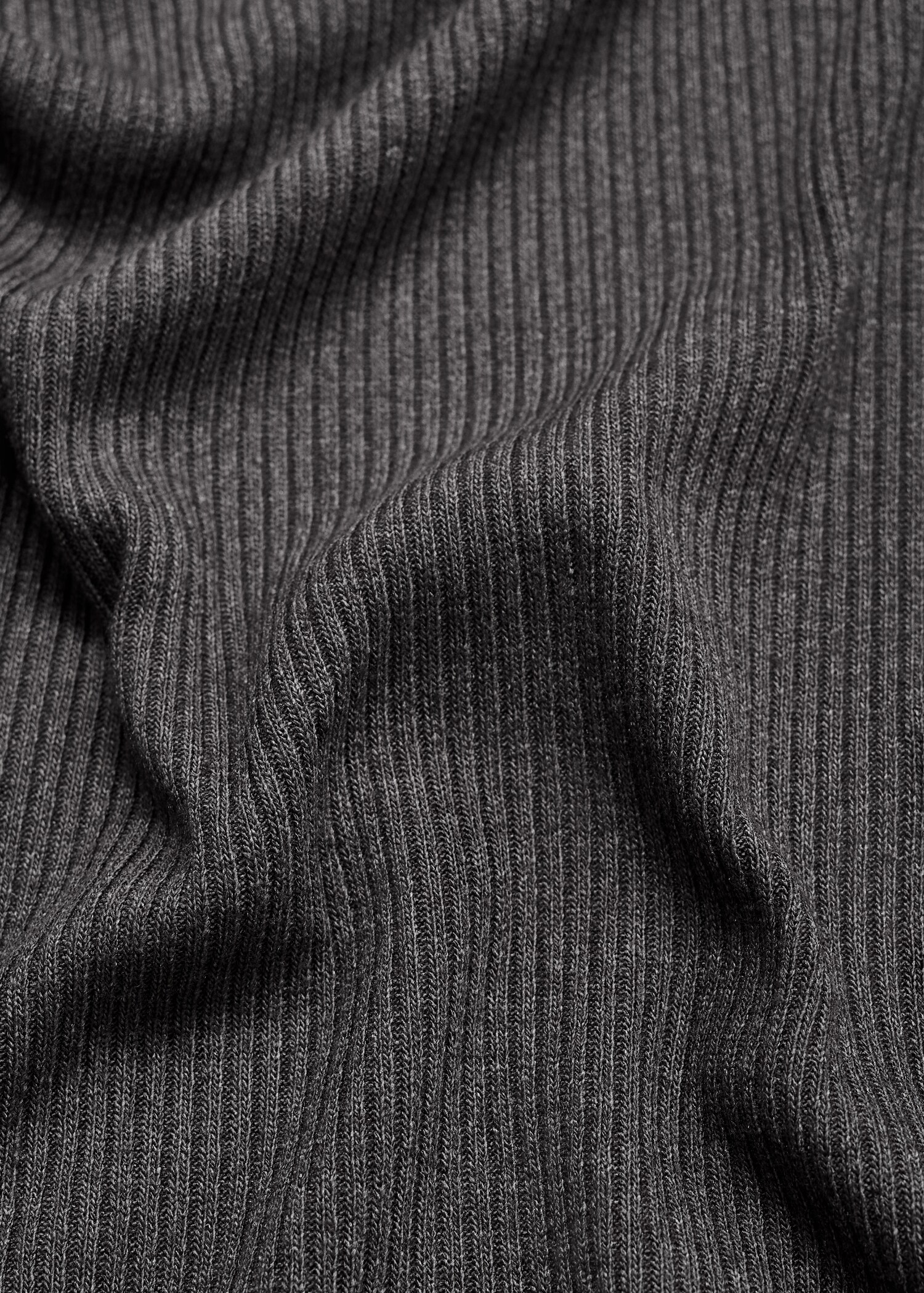 Sleeveless knitted dress - Details of the article 0