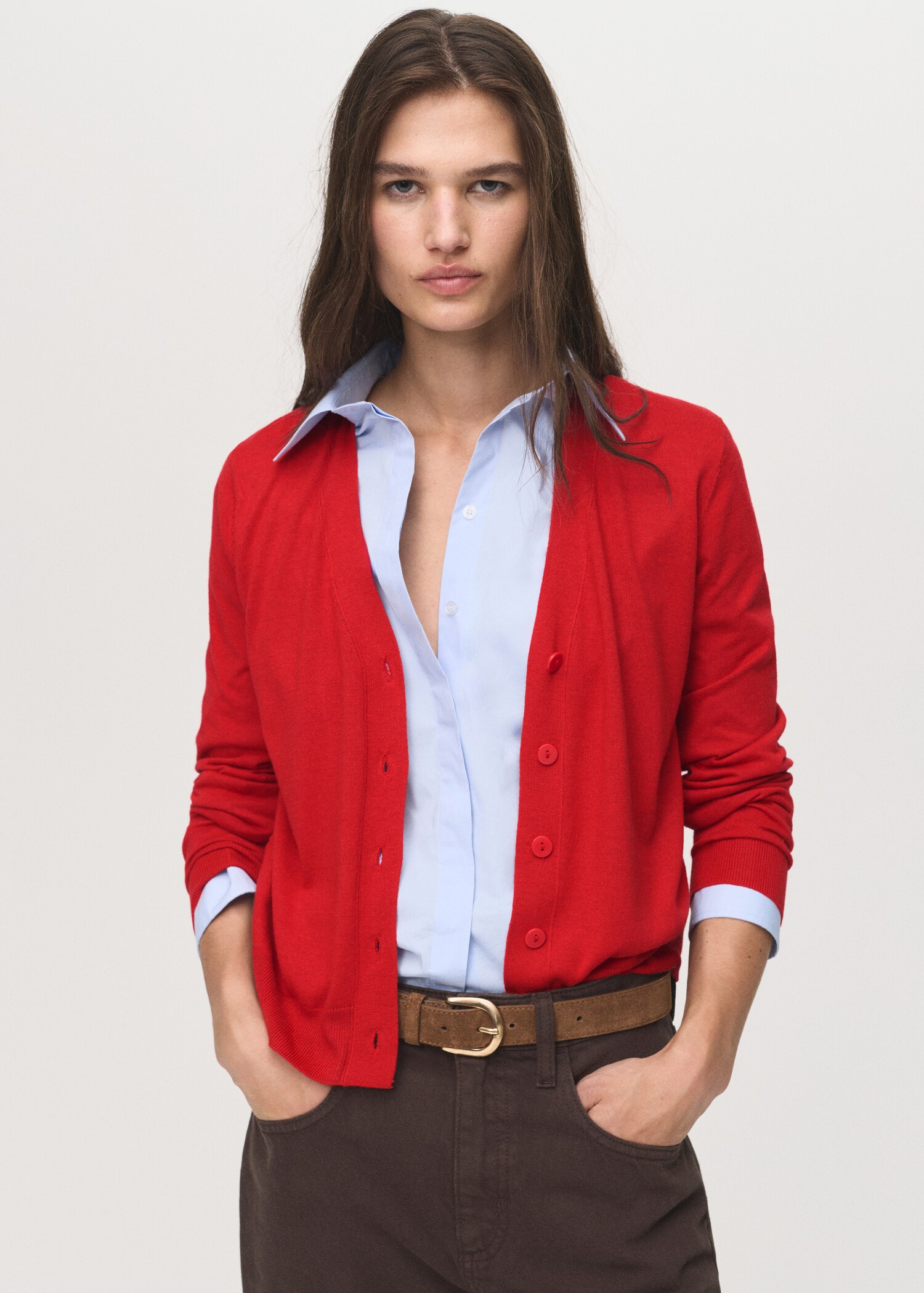 V-neck knitted cardigan - Medium plane