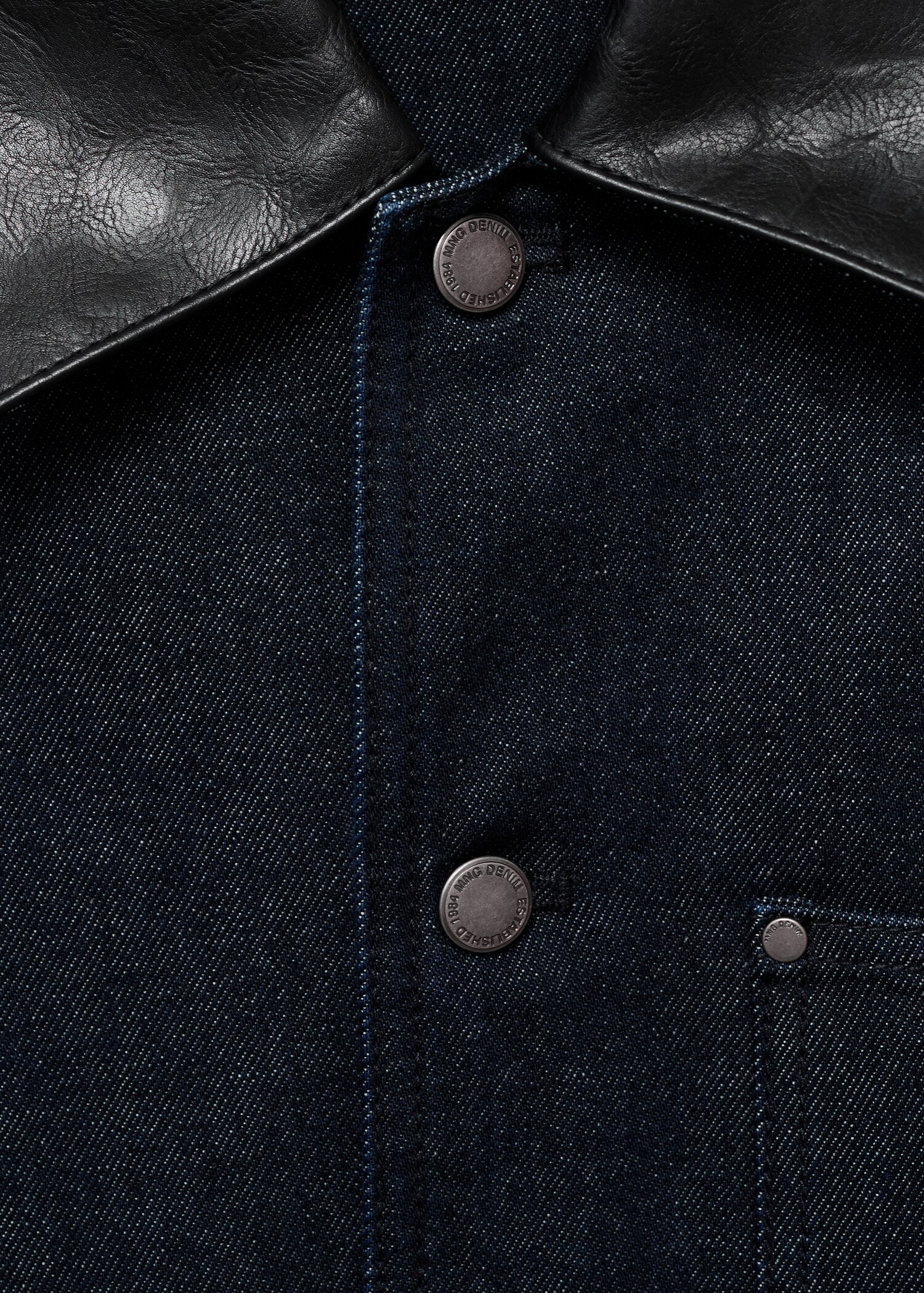 Denim jacket with leather-effect collar - Details of the article 8