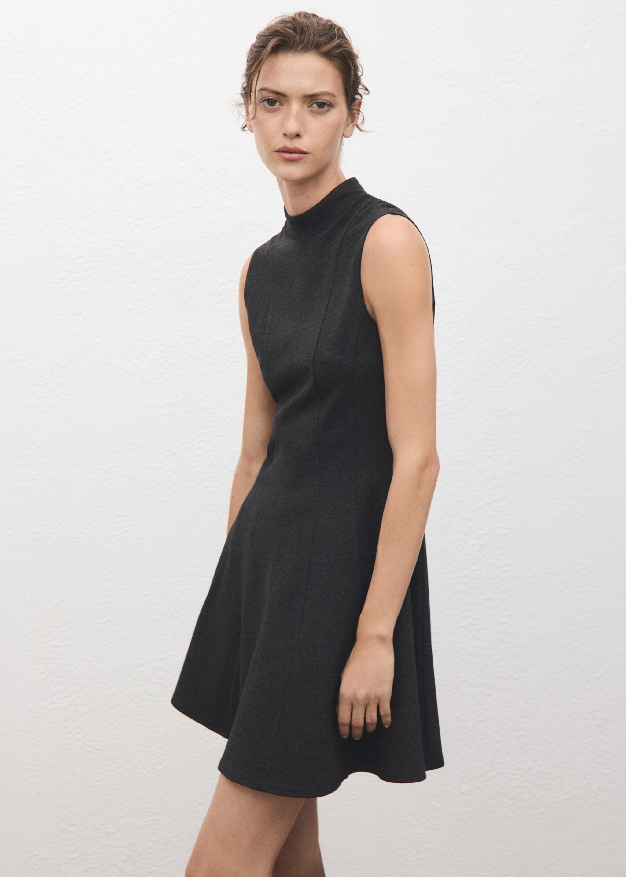 Short seams dress - Medium plane, Grey. Ref: 17065817-00.