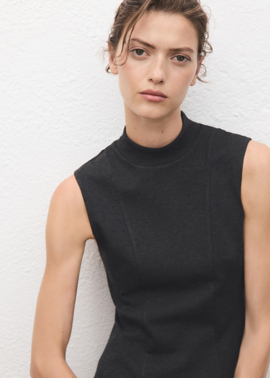 Dress with perkins collar and stitching detail