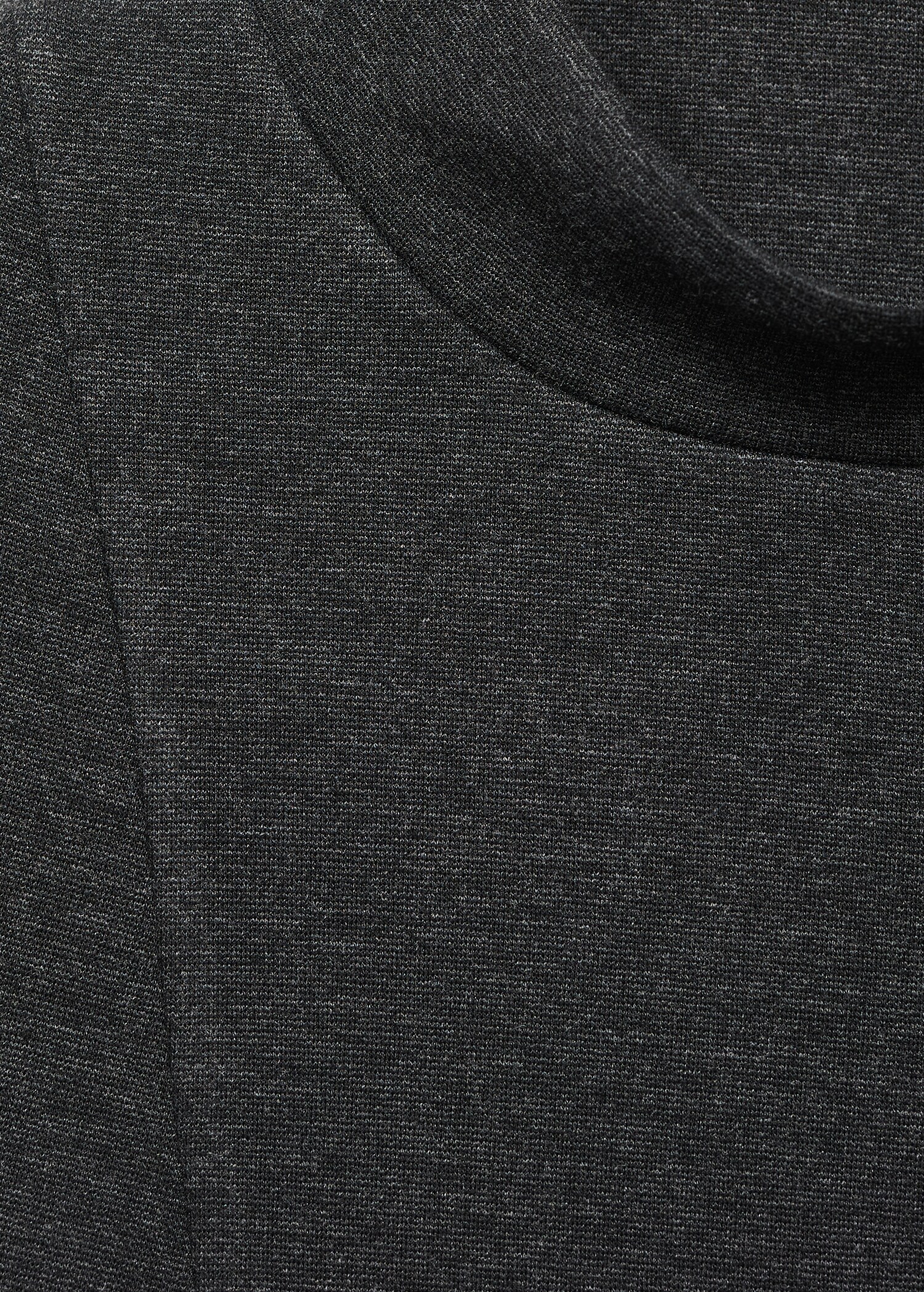 Short seams dress - Details of the article 8