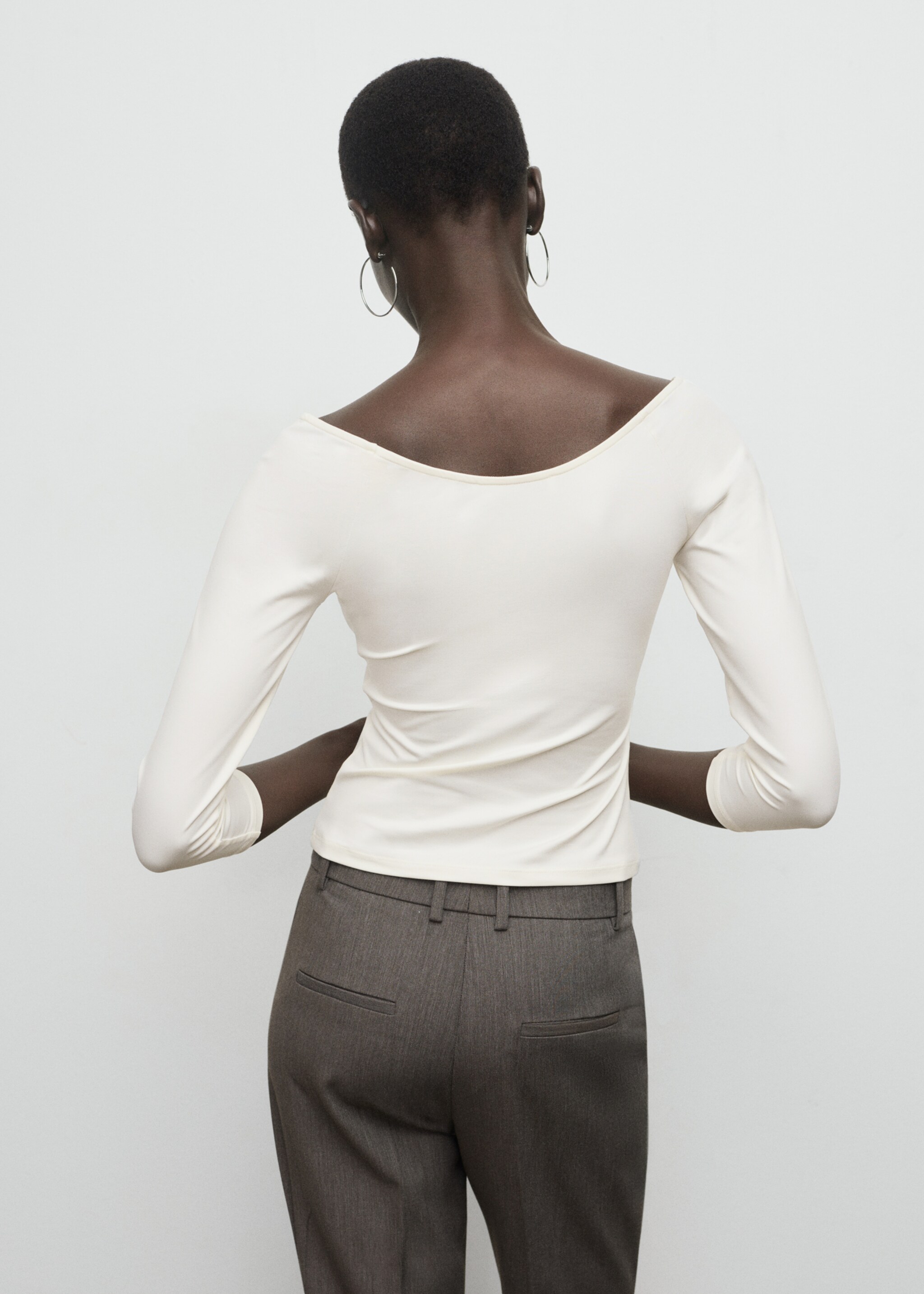 Three-quarter sleeve t-shirt - Reverse of the article, Ecru. Ref: 17065820-00.