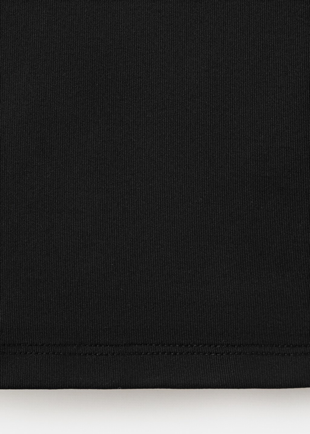 Three-quarter sleeve t-shirt