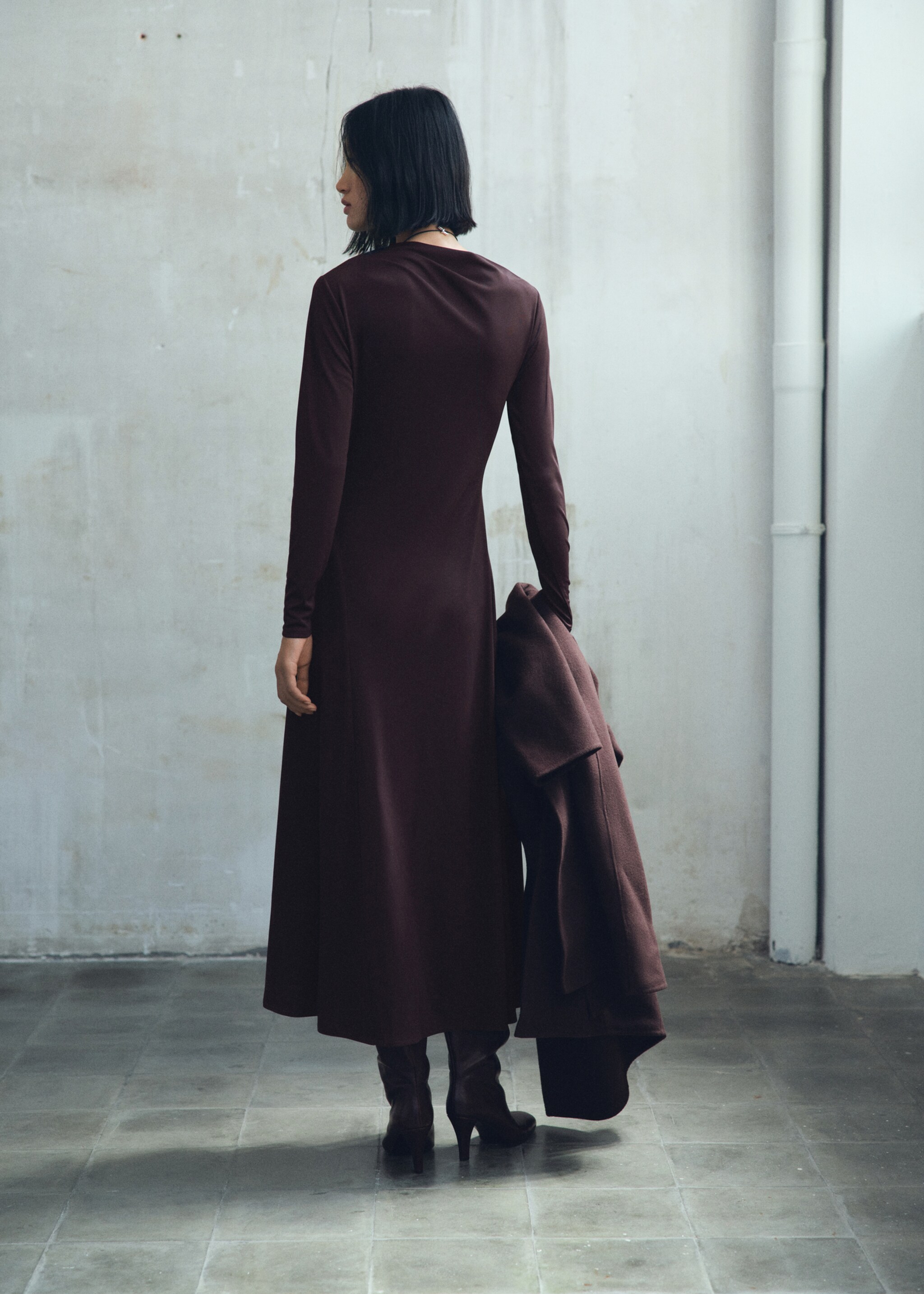A-line dress with asymmetrical neckline - Reverse of the article, Brown. Ref: 17065821-00.