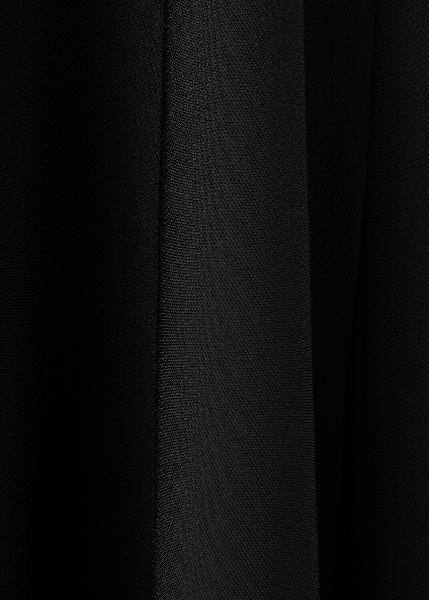 Halter-neck pleated dress - Details of the article 0