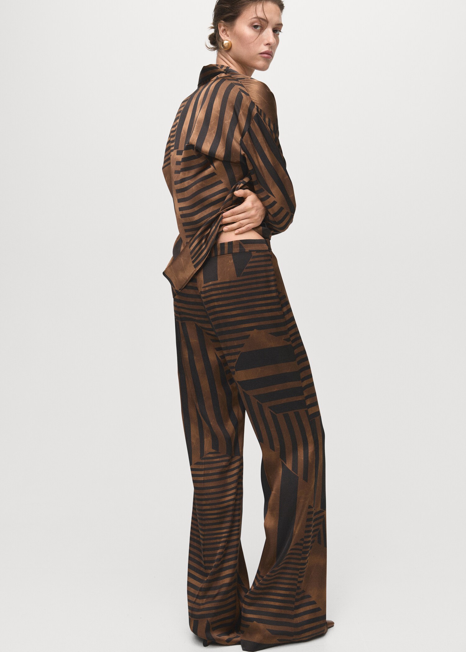 Pantalon satiné rayé - Verso de l’article