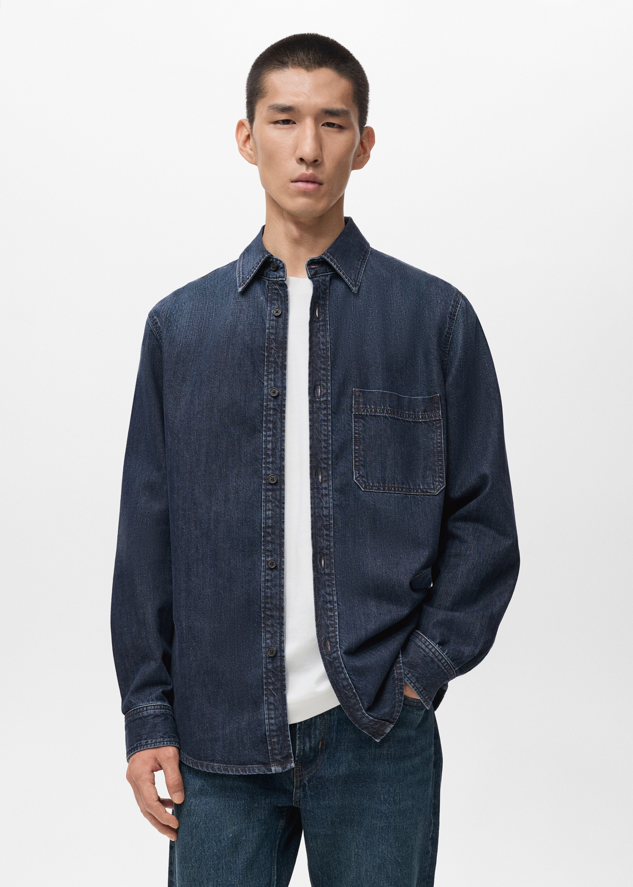 Overshirt din denim cu buzunar - Plan mediu, Albastru foarte deschis. Ref: 17065971-00.