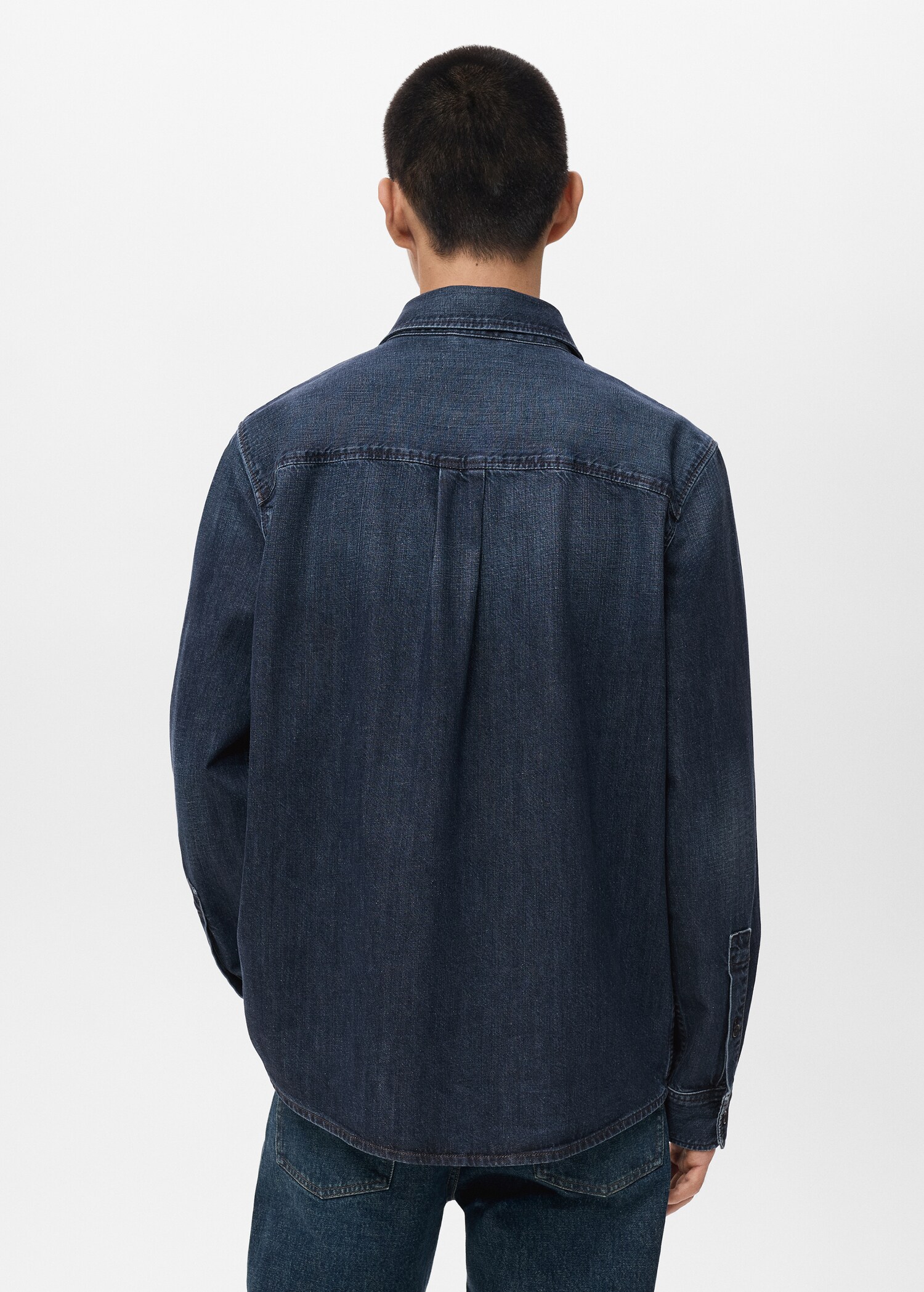 Overshirt din denim cu buzunar - Spatele articolului