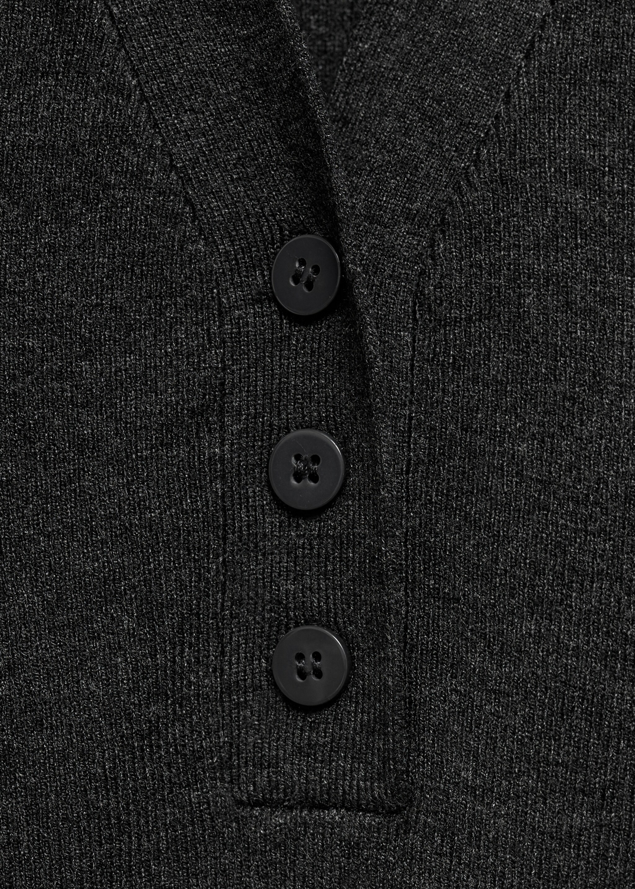 Feinstrick-Jersey mit Polokragen - Detail des Artikels 0, Mittelgrau meliert. Ref: 17065981-00.
