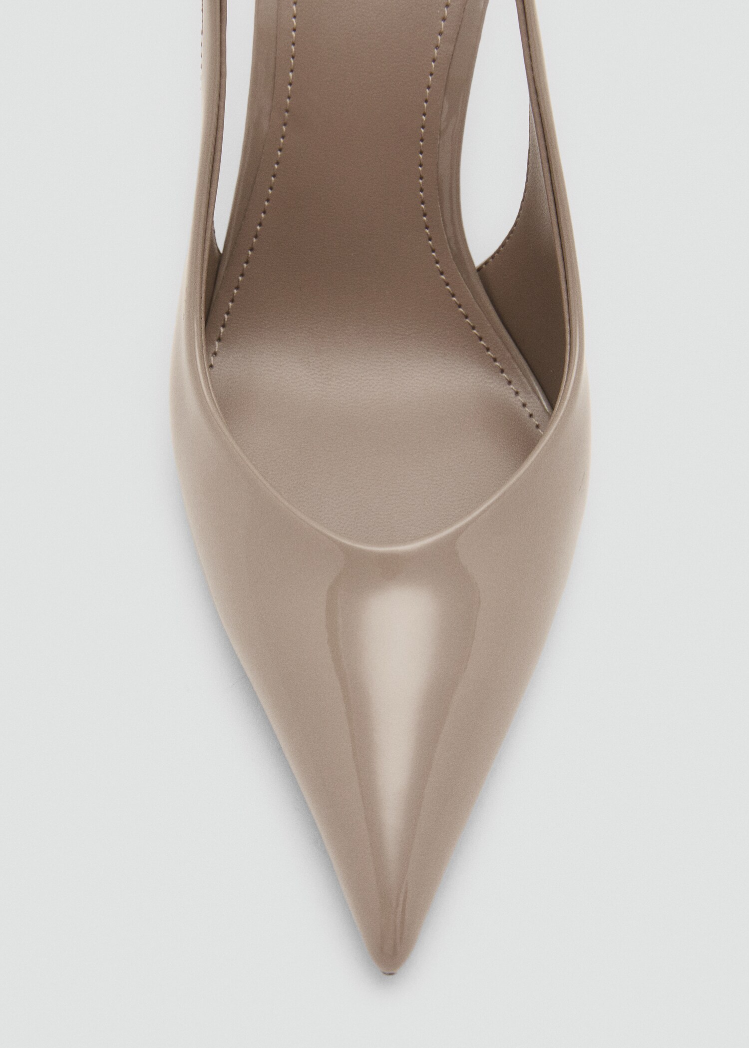 Patent heeled shoes - Details of the article 2