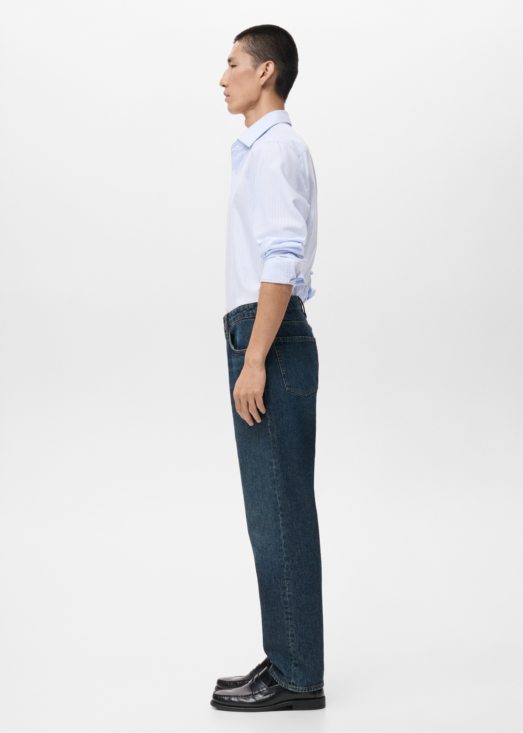 Gestreiftes Slim Fit-Hemd aus 100 % Baumwolle - Detail des Artikels 2, Himmelblau. Ref: 17066000-00.