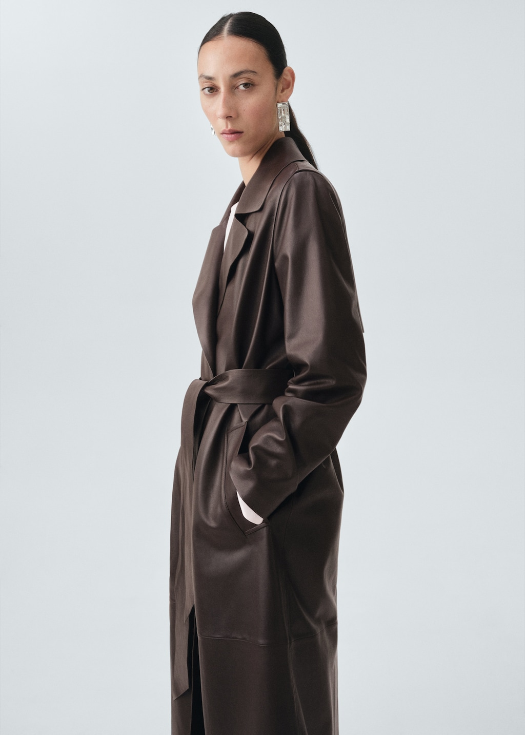 100% leather trench coat with belt