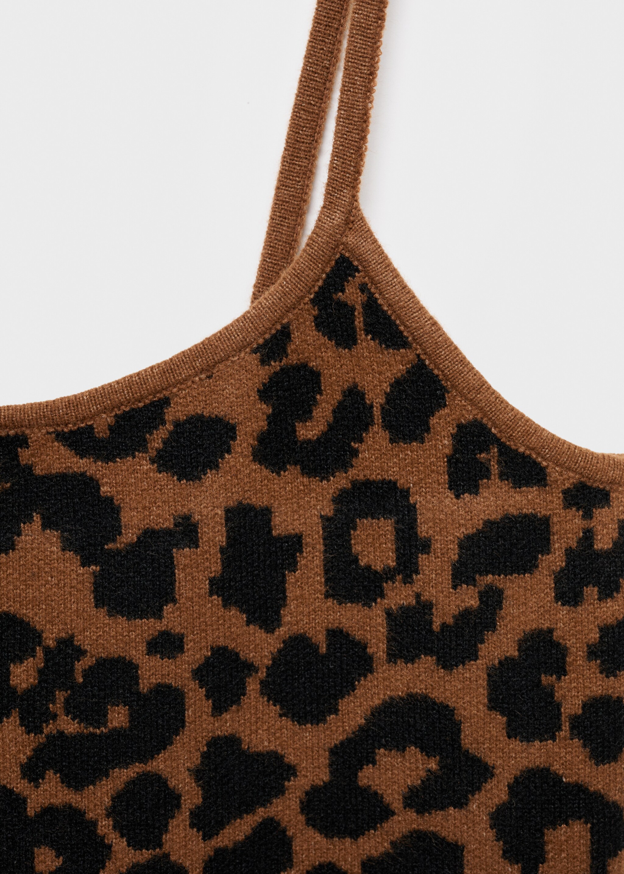 Strick-Top mit Leopardenmuster - Detail des Artikels 8, Mittelbraun. Ref: 17066346-00.