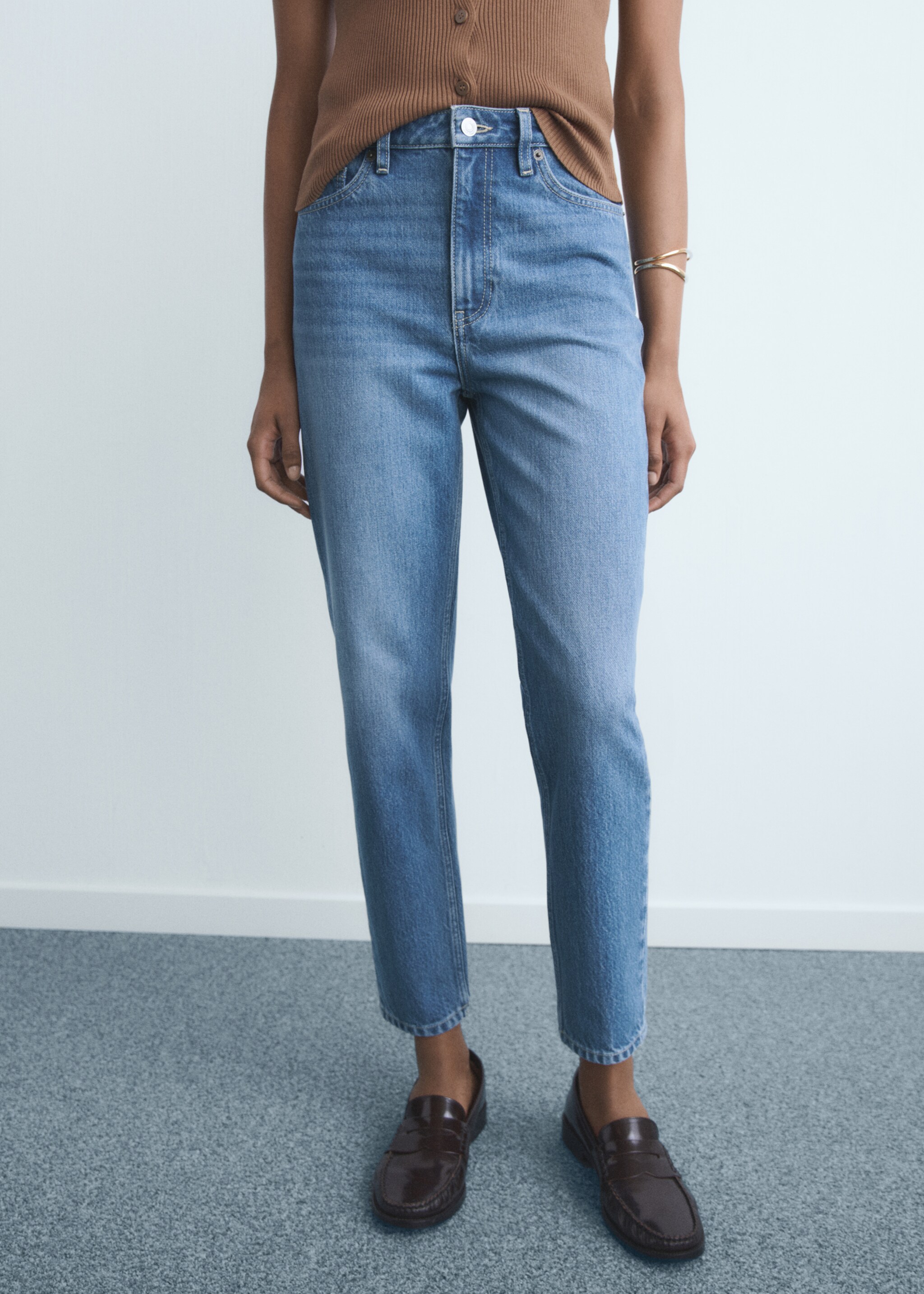 Mom2000 high-rise jeans - Medium plane, Medium Blue. Ref: 17066354-00.