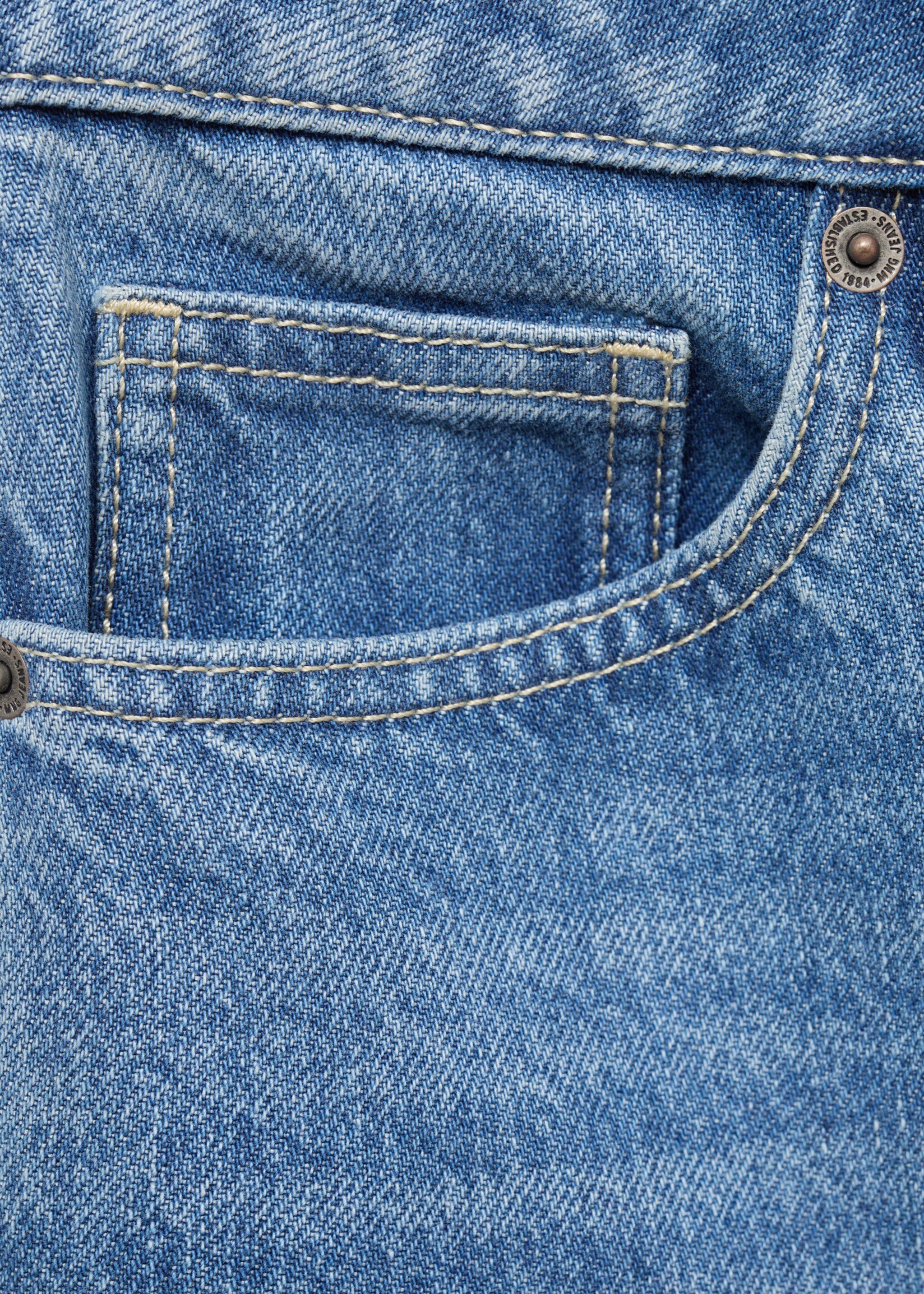 Mom2000 high-rise jeans - Details of the article 0, Medium Blue. Ref: 17066354-00.