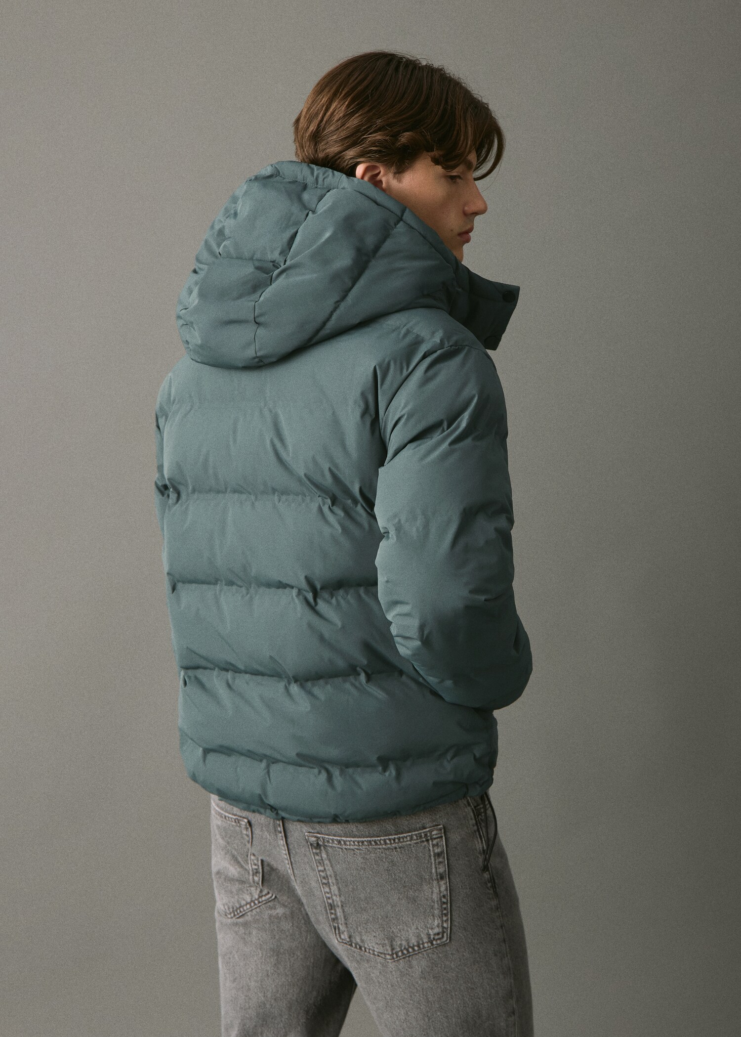 Hood quilted coat - Reverse of the article