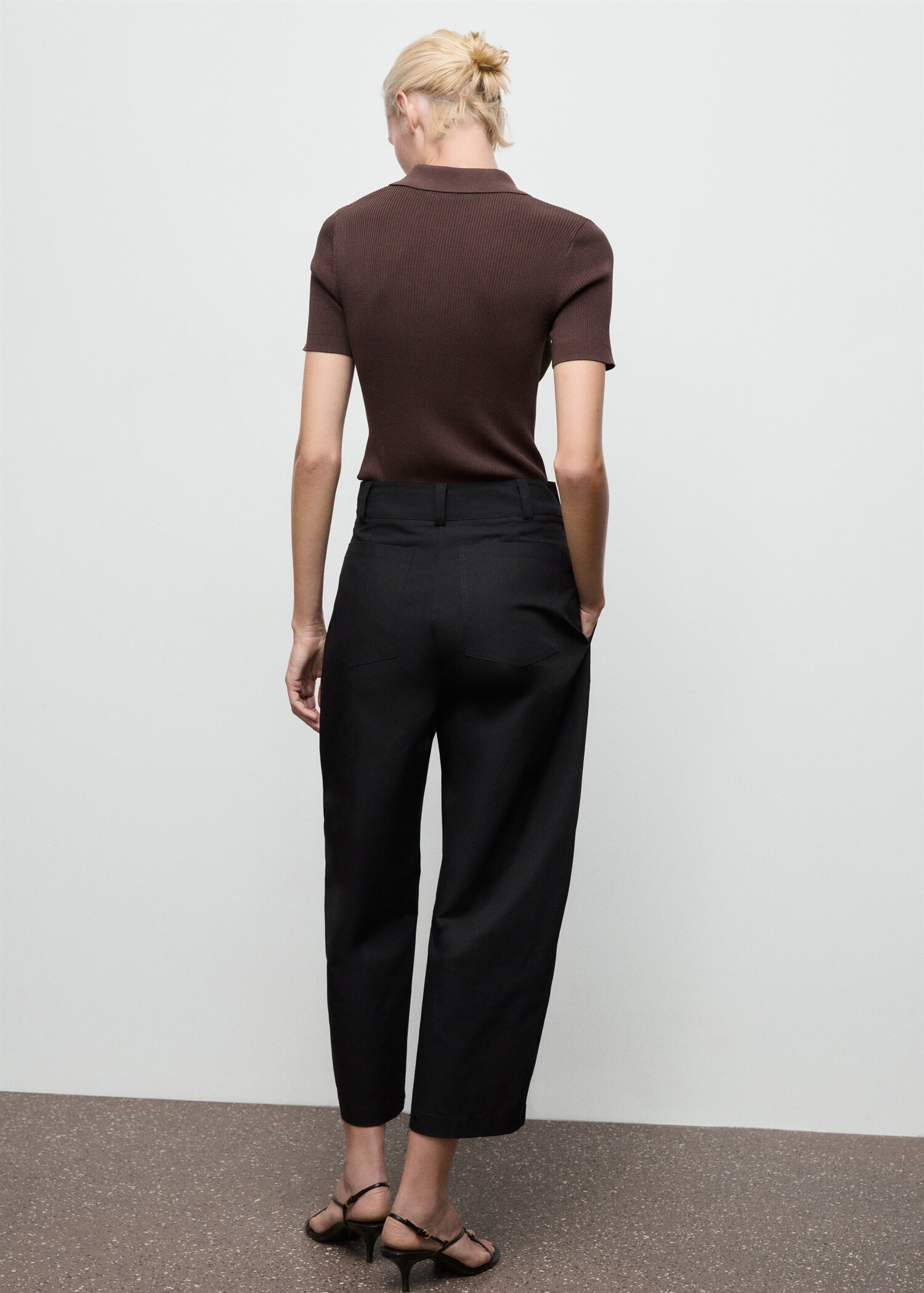 High-waisted balloon pants - Reverse of the article