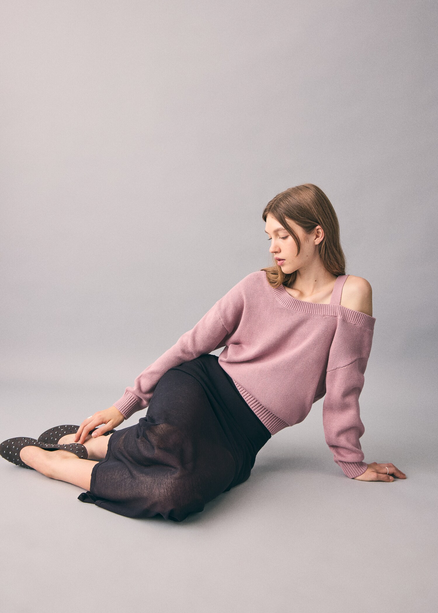 Long semi-transparent skirt - Details of the article 2